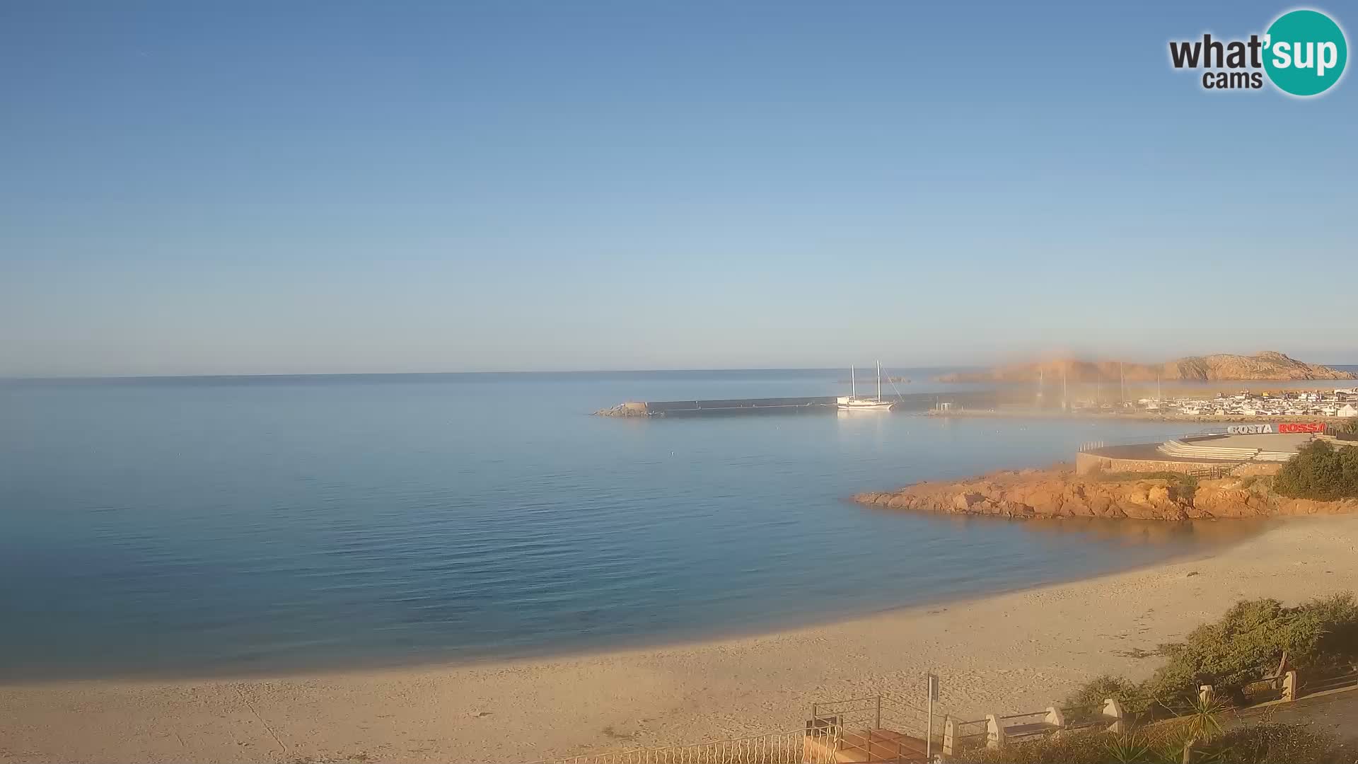 Webcam de la plage d’Isola Rossa – Vue en direct de la magnifique côte de la Sardaigne