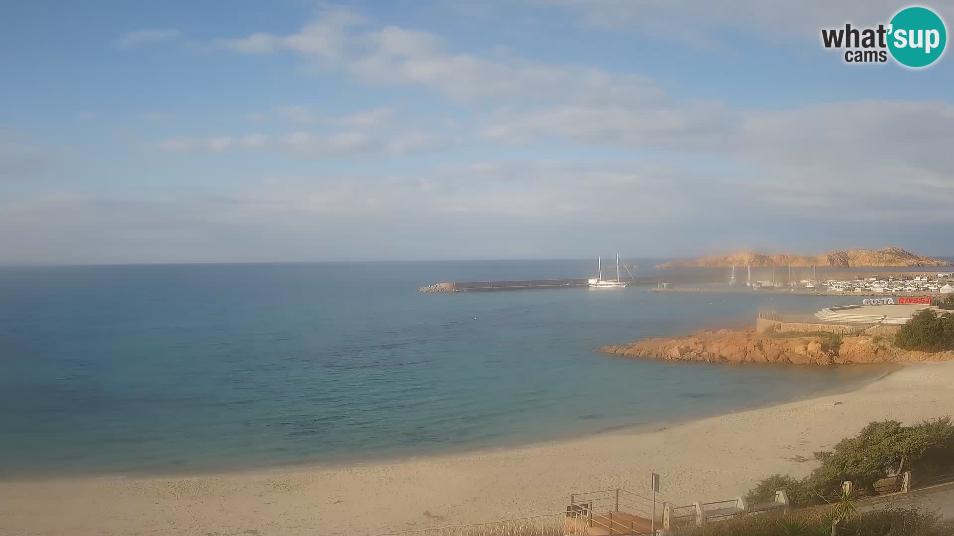 Isola Rossa Strand Webcam – Live-Ansicht der atemberaubenden Küstenlinie von Sardinien