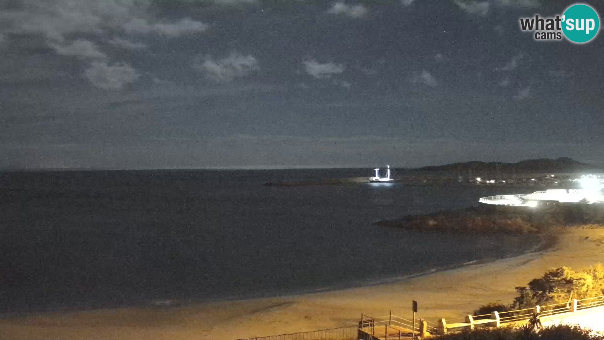 Webcam de la plage d’Isola Rossa – Vue en direct de la magnifique côte de la Sardaigne