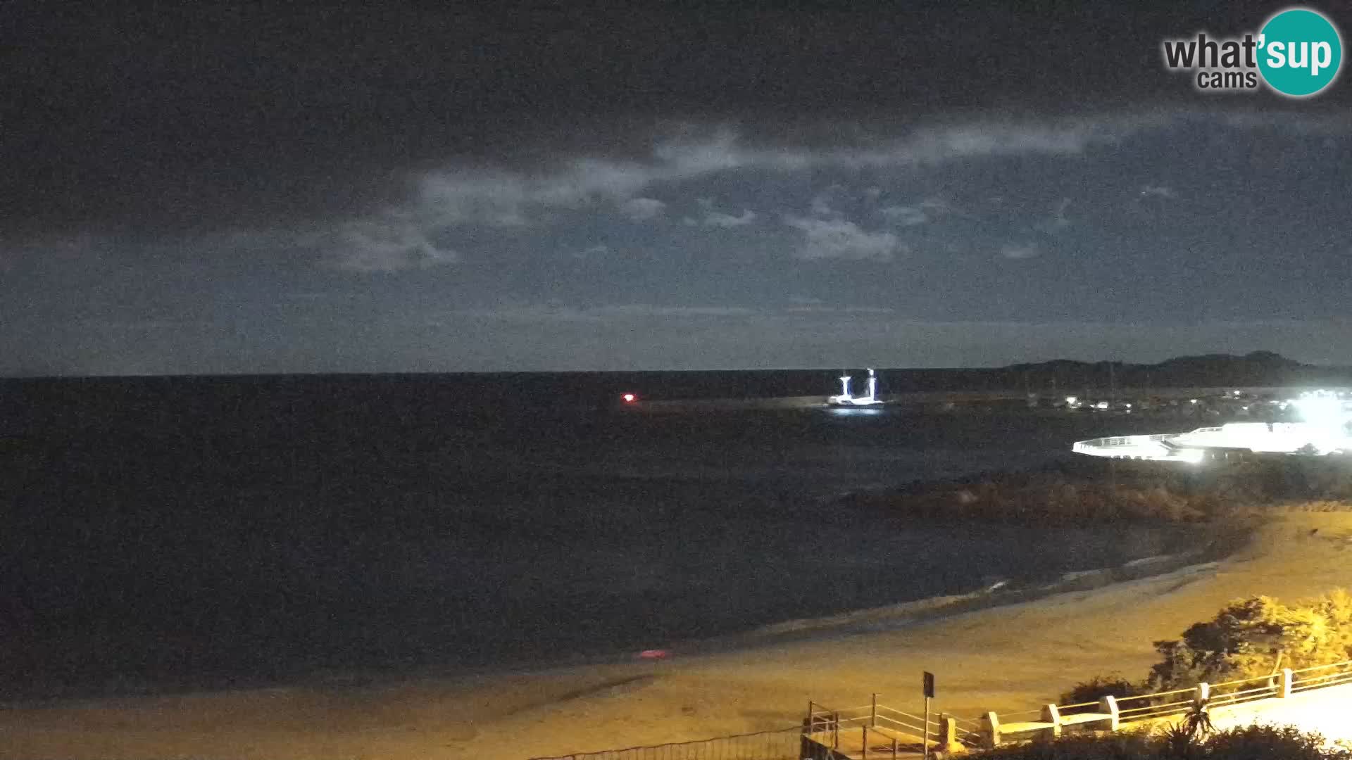 Webcam de la plage d’Isola Rossa – Vue en direct de la magnifique côte de la Sardaigne