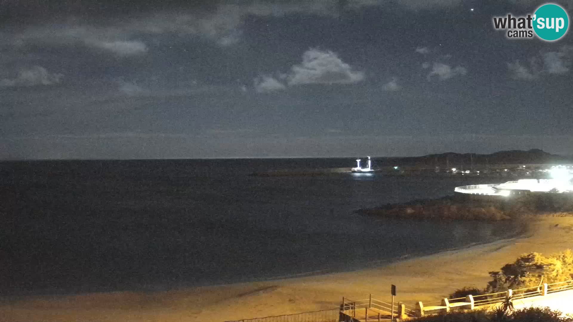 Webcam de la plage d’Isola Rossa – Vue en direct de la magnifique côte de la Sardaigne