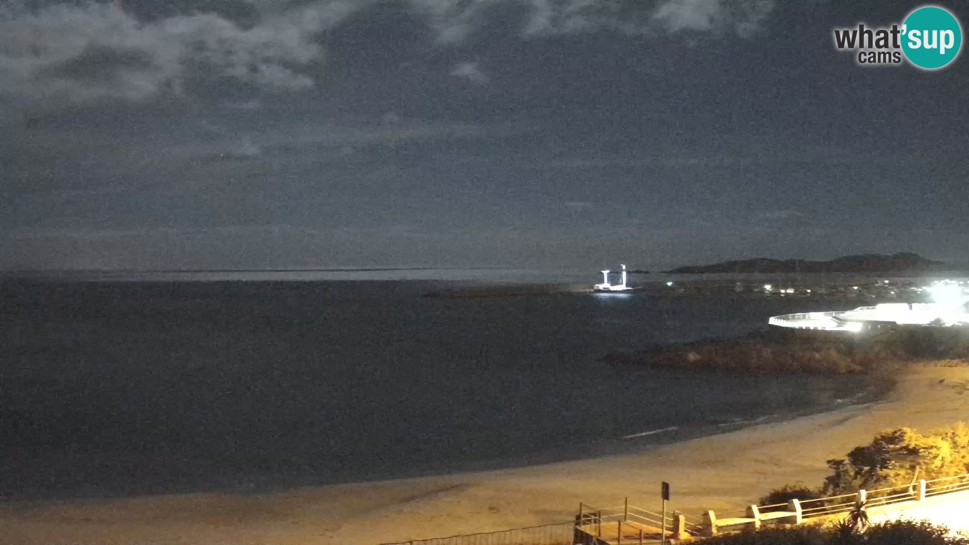 Webcam de la plage d’Isola Rossa – Vue en direct de la magnifique côte de la Sardaigne