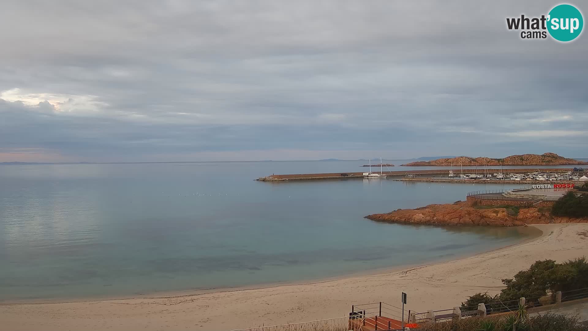 Webcam de la plage d’Isola Rossa – Vue en direct de la magnifique côte de la Sardaigne