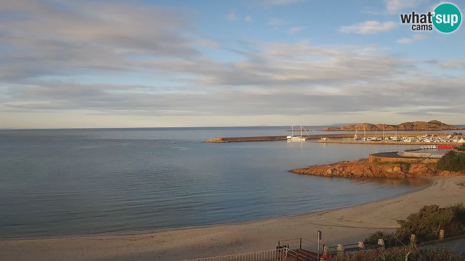 Webcam de la plage d’Isola Rossa – Vue en direct de la magnifique côte de la Sardaigne