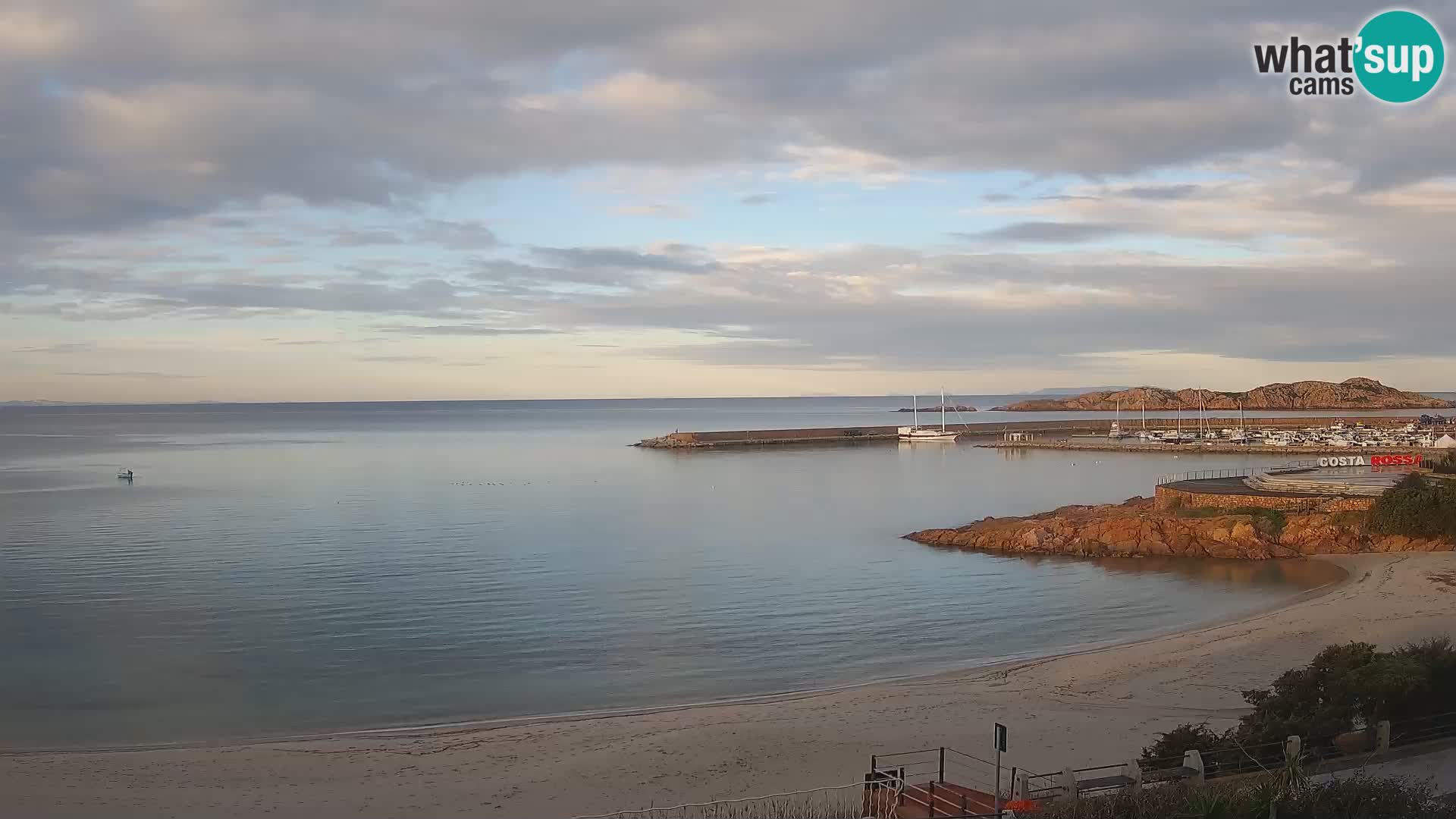 Isola Rossa Strand Webcam – Live-Ansicht der atemberaubenden Küstenlinie von Sardinien