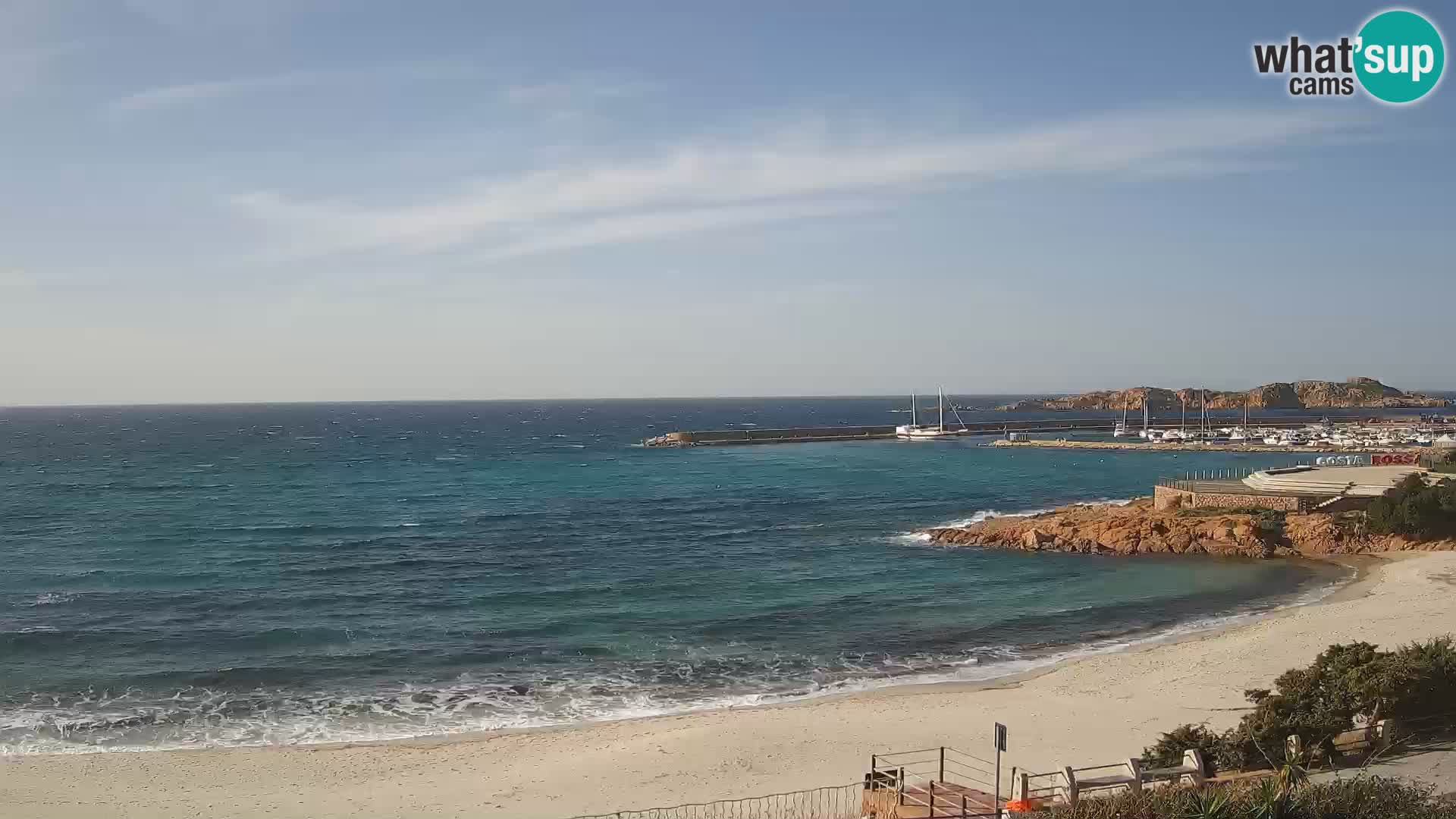 Webcam de la plage d’Isola Rossa – Vue en direct de la magnifique côte de la Sardaigne