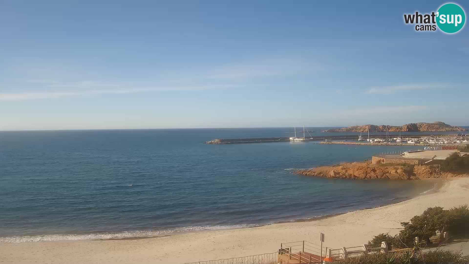 Isola Rossa Strand Webcam – Live-Ansicht der atemberaubenden Küstenlinie von Sardinien