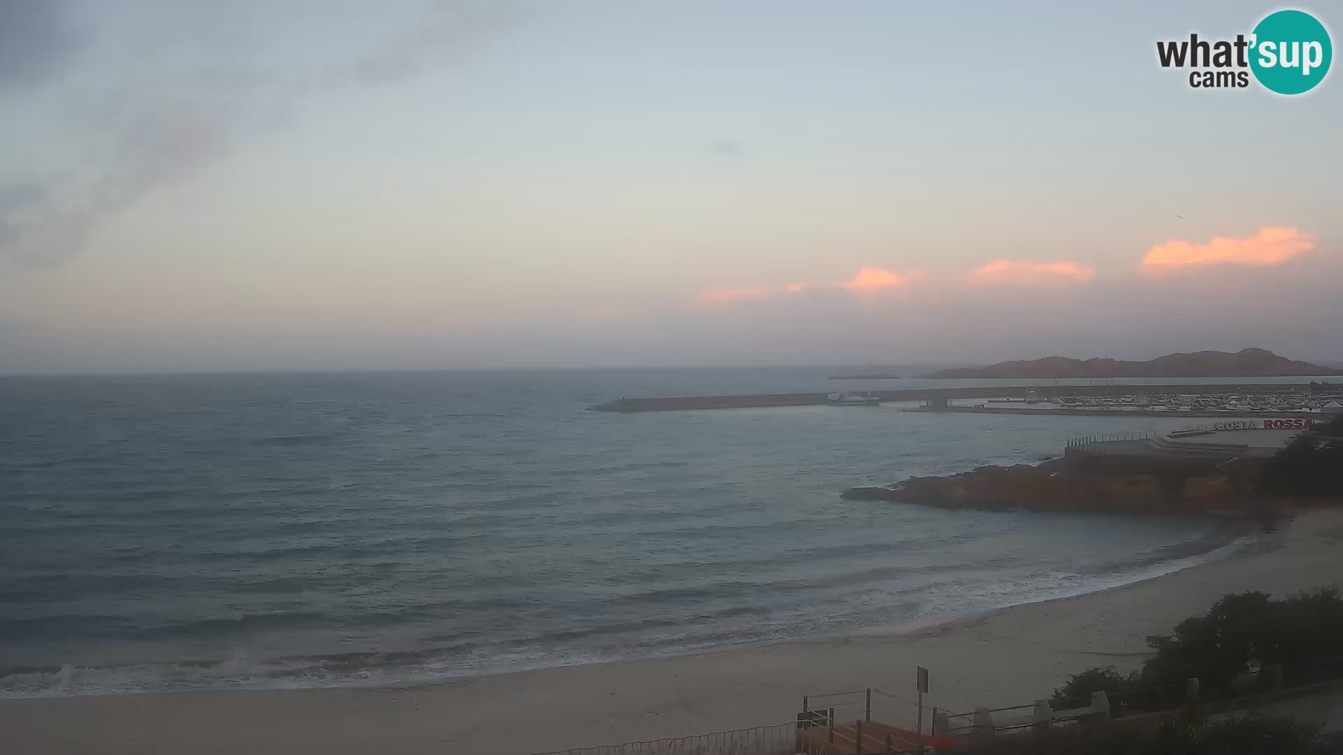 Webcam de la plage d’Isola Rossa – Vue en direct de la magnifique côte de la Sardaigne