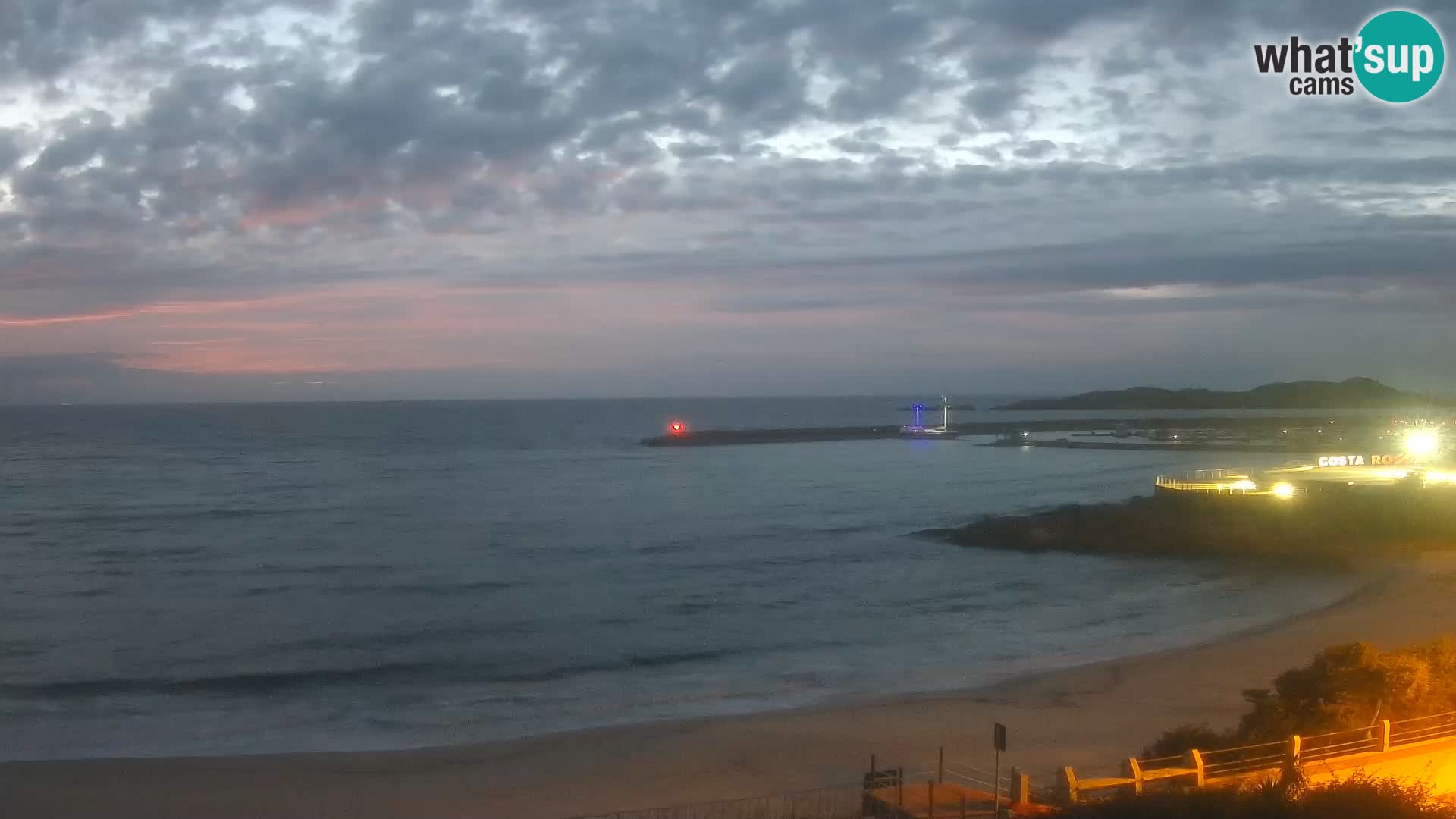 Webcam de la plage d’Isola Rossa – Vue en direct de la magnifique côte de la Sardaigne