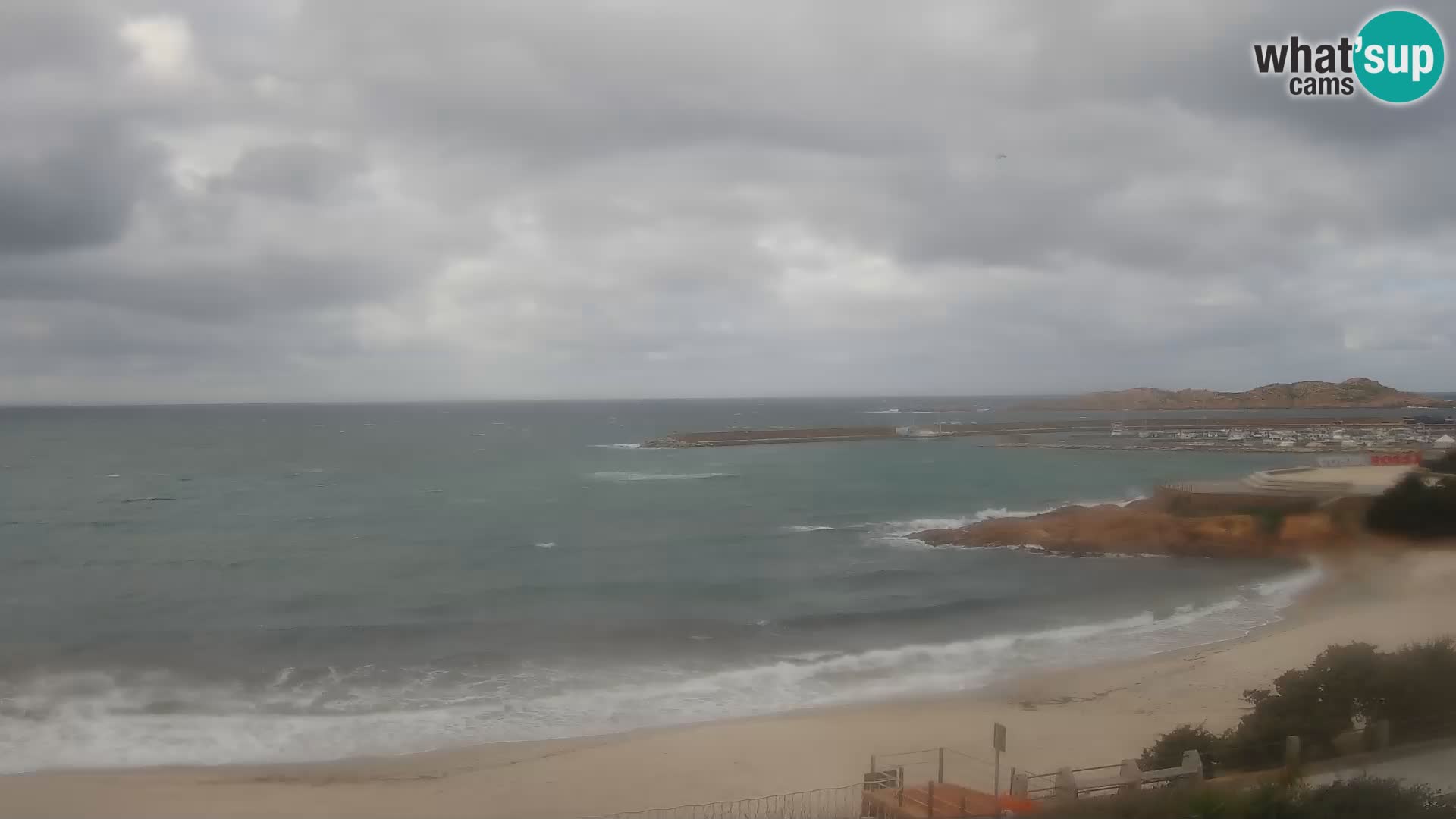 Isola Rossa Strand Webcam – Live-Ansicht der atemberaubenden Küstenlinie von Sardinien