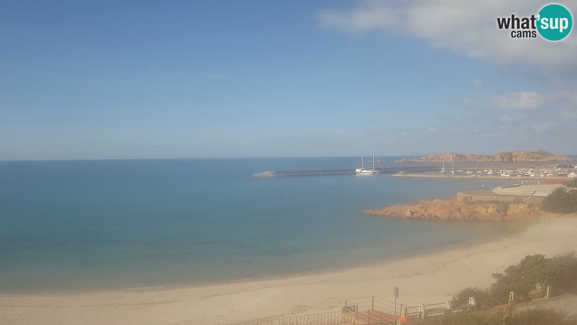 Webcam de la plage d’Isola Rossa – Vue en direct de la magnifique côte de la Sardaigne