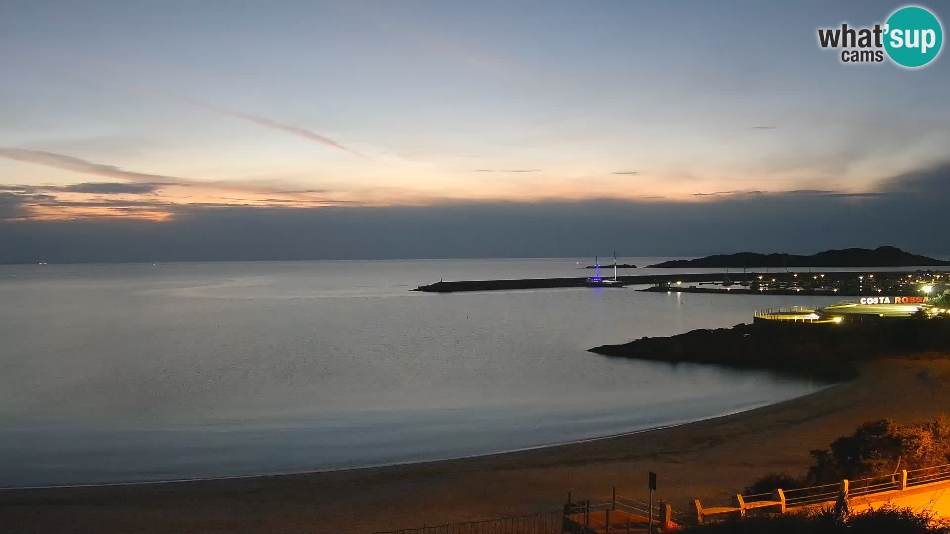 Beach Isola Rossa Webcam – Live View of Sardegna’s Stunning Shoreline