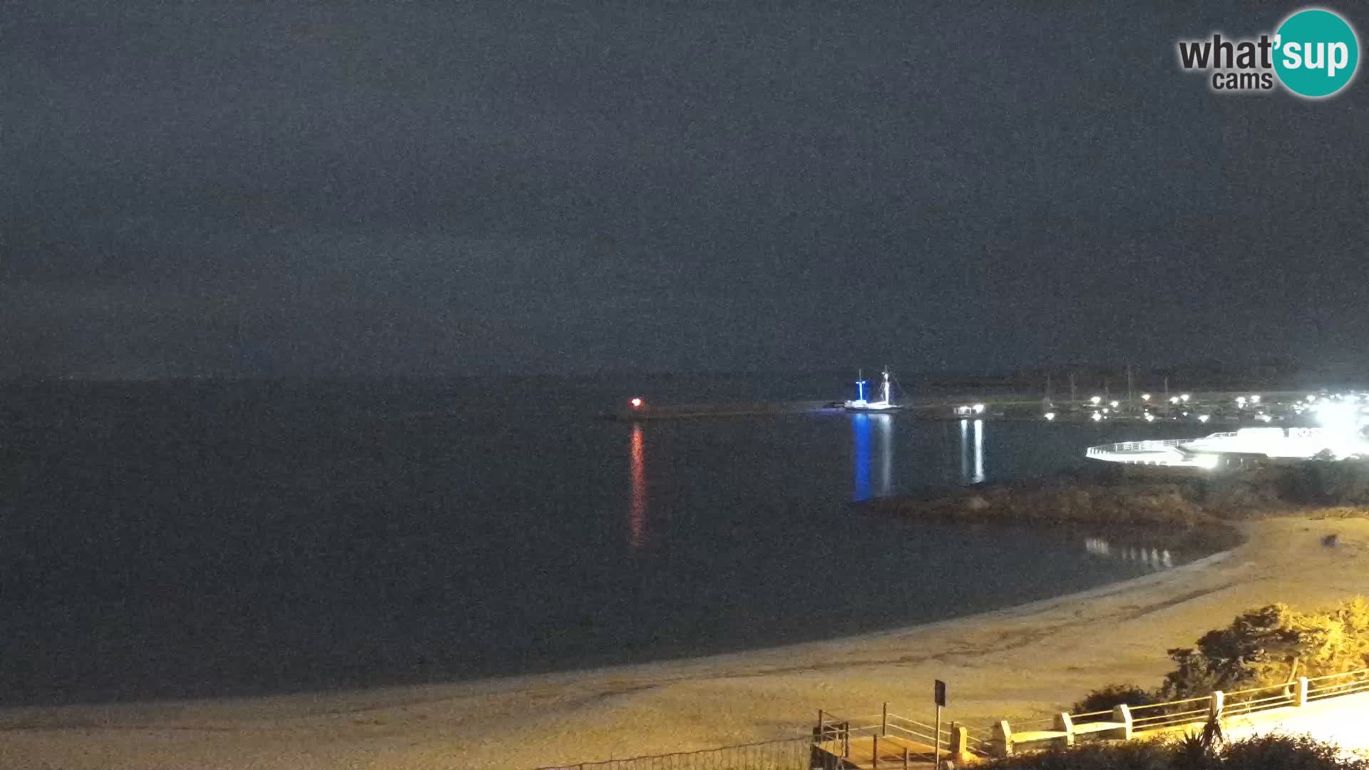 Beach Isola Rossa Webcam – Live View of Sardegna’s Stunning Shoreline