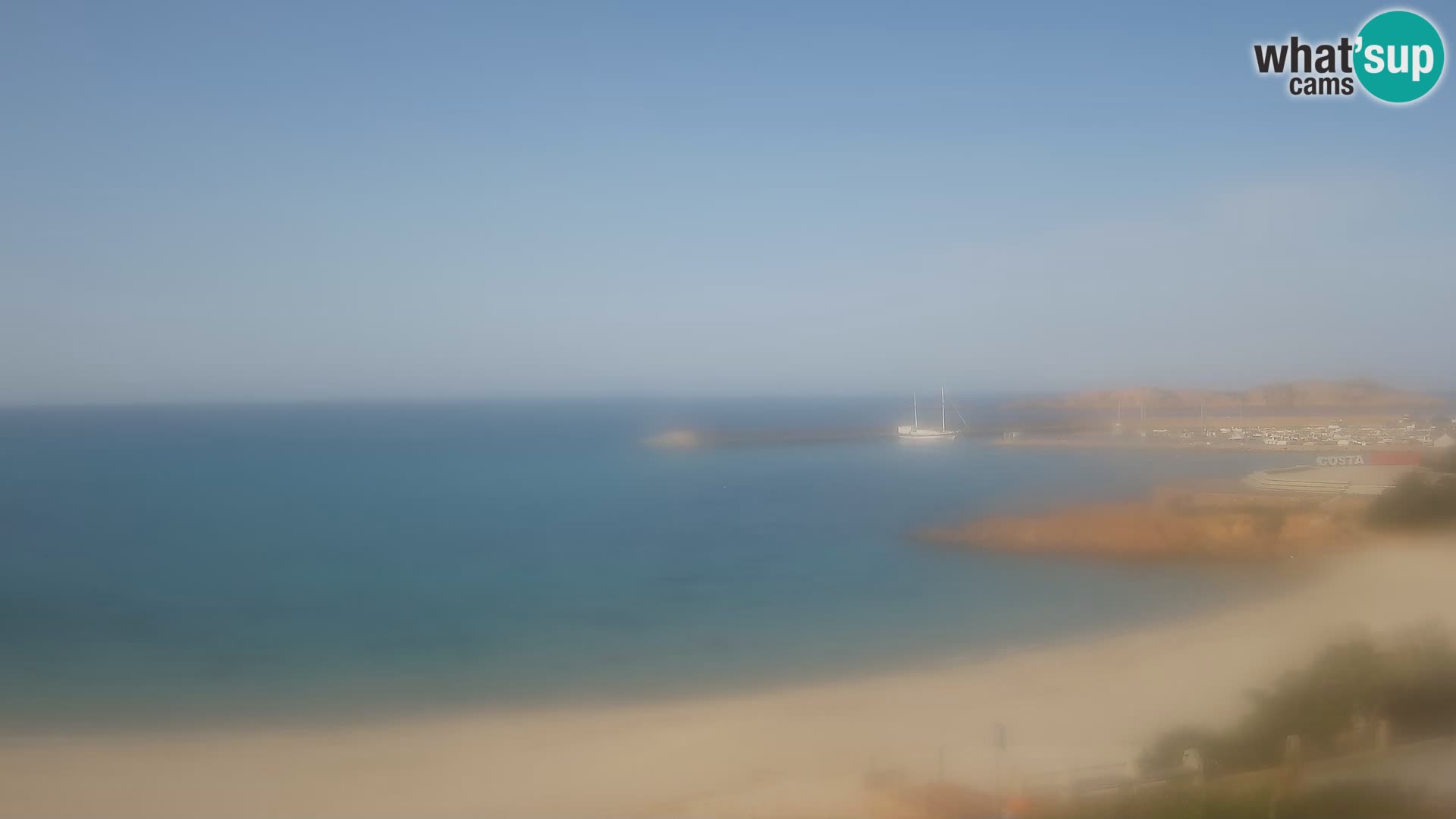 Webcam de la plage d’Isola Rossa – Vue en direct de la magnifique côte de la Sardaigne