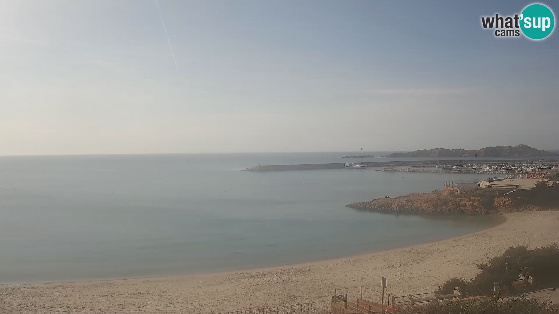 Beach Isola Rossa Webcam – Live View of Sardegna’s Stunning Shoreline