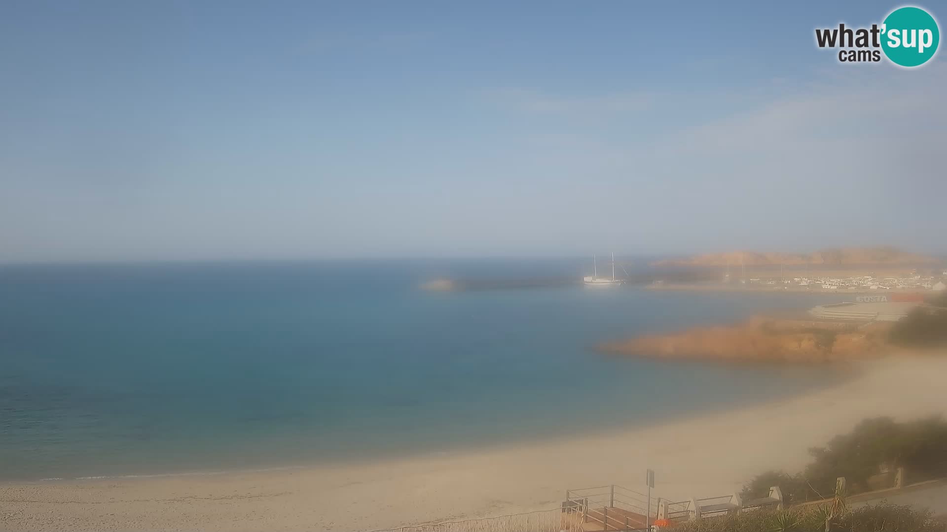 Webcam de la plage d’Isola Rossa – Vue en direct de la magnifique côte de la Sardaigne