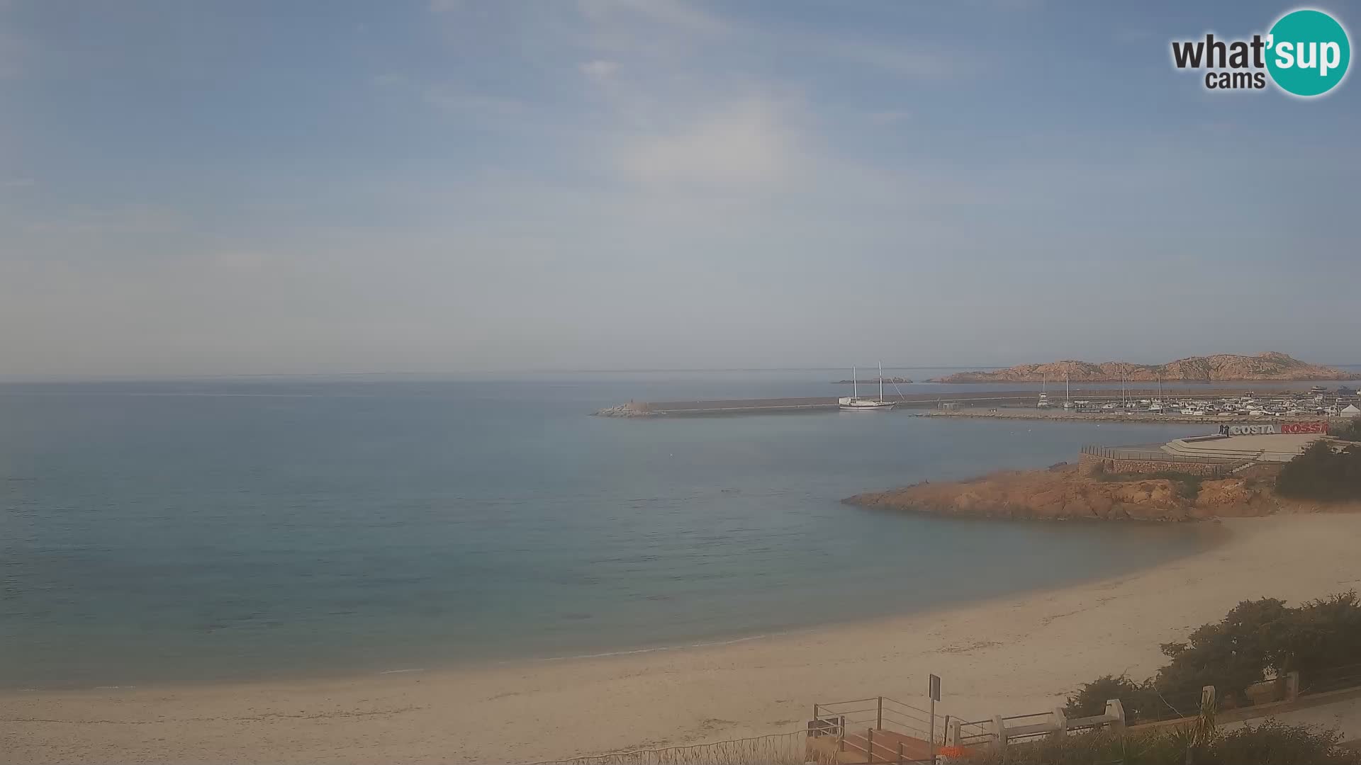 Beach Isola Rossa Webcam – Live View of Sardegna’s Stunning Shoreline