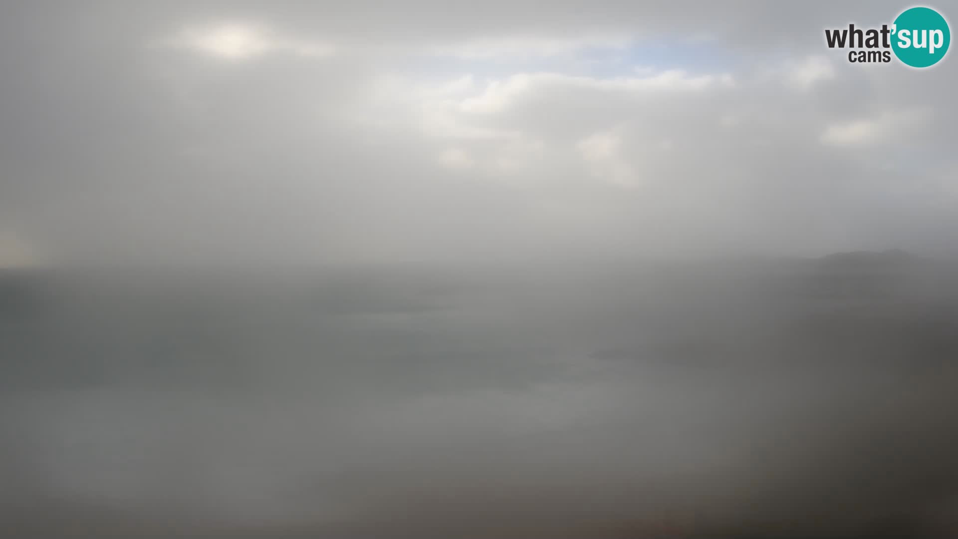 Webcam de la plage d’Isola Rossa – Vue en direct de la magnifique côte de la Sardaigne