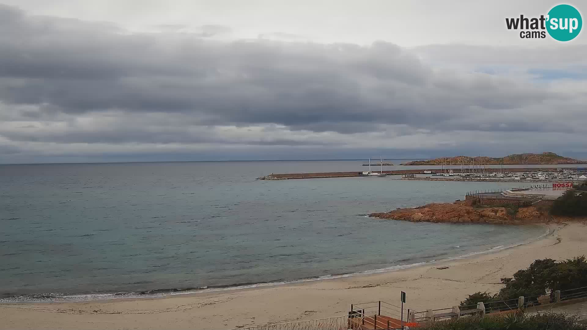 Webcam de la plage d’Isola Rossa – Vue en direct de la magnifique côte de la Sardaigne