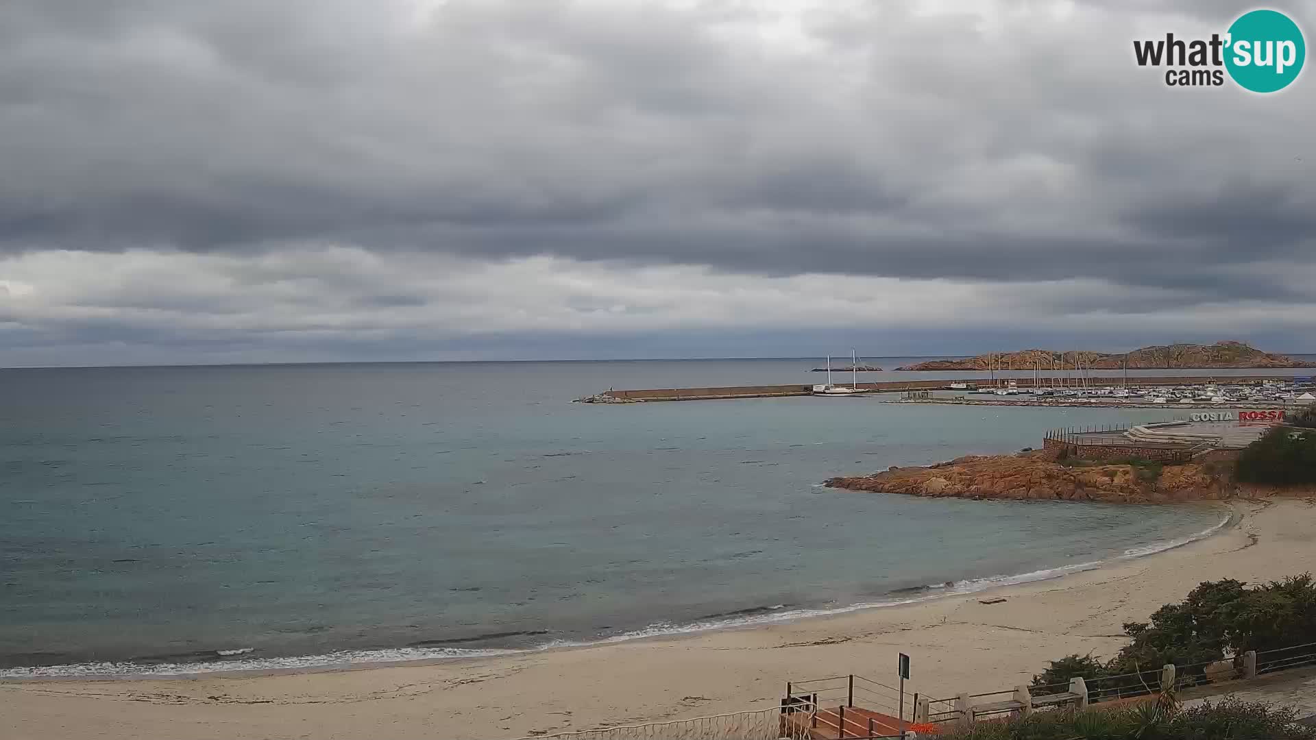 Beach Isola Rossa Webcam – Live View of Sardegna’s Stunning Shoreline