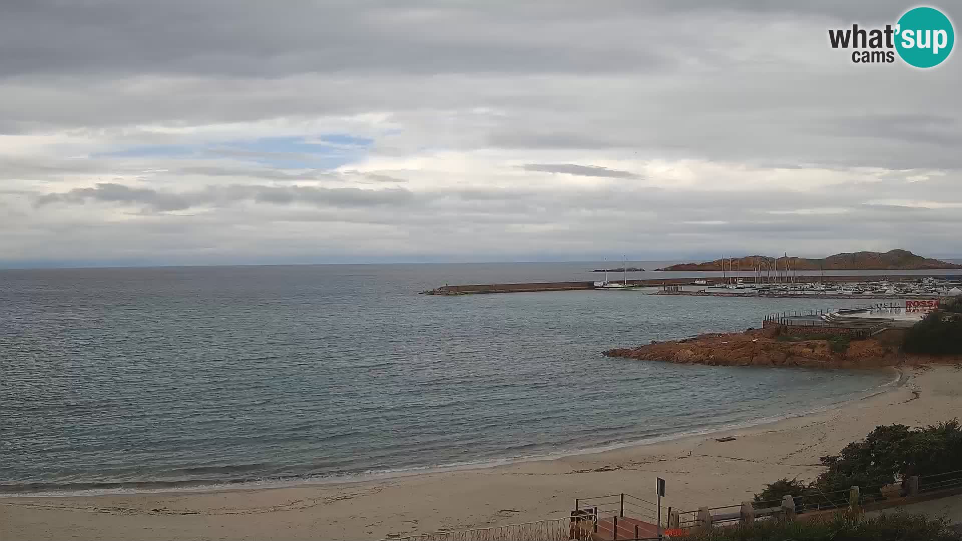 Webcam de la plage d’Isola Rossa – Vue en direct de la magnifique côte de la Sardaigne