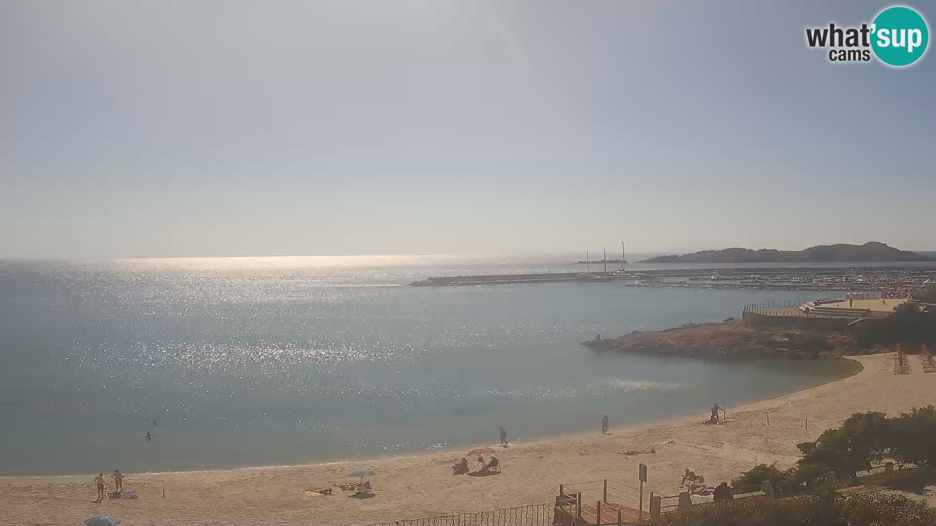Beach Isola Rossa Webcam – Live View of Sardegna’s Stunning Shoreline