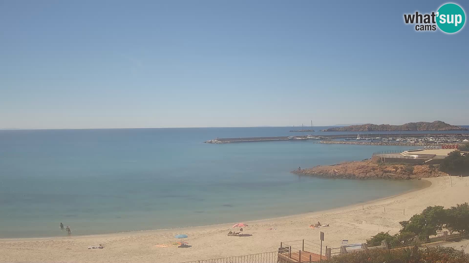 Beach Isola Rossa Webcam – Live View of Sardegna’s Stunning Shoreline