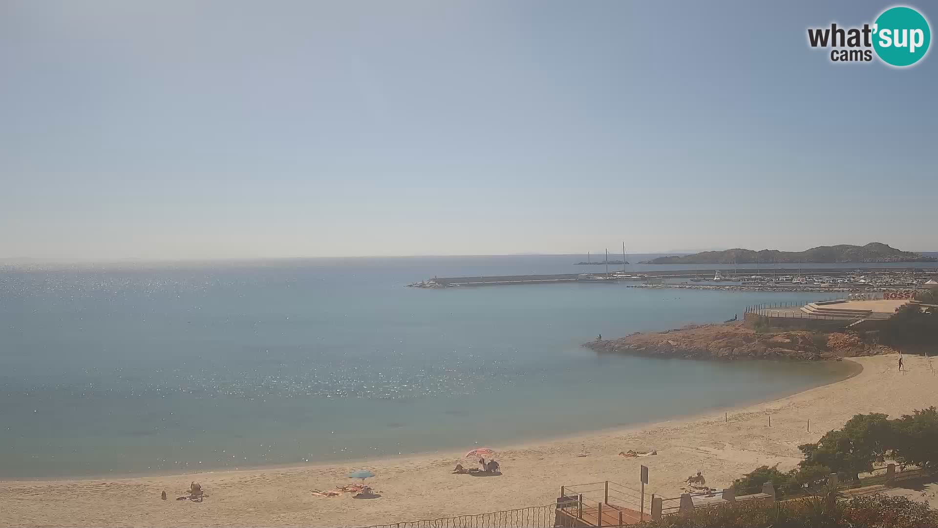 Beach Isola Rossa Webcam – Live View of Sardegna’s Stunning Shoreline