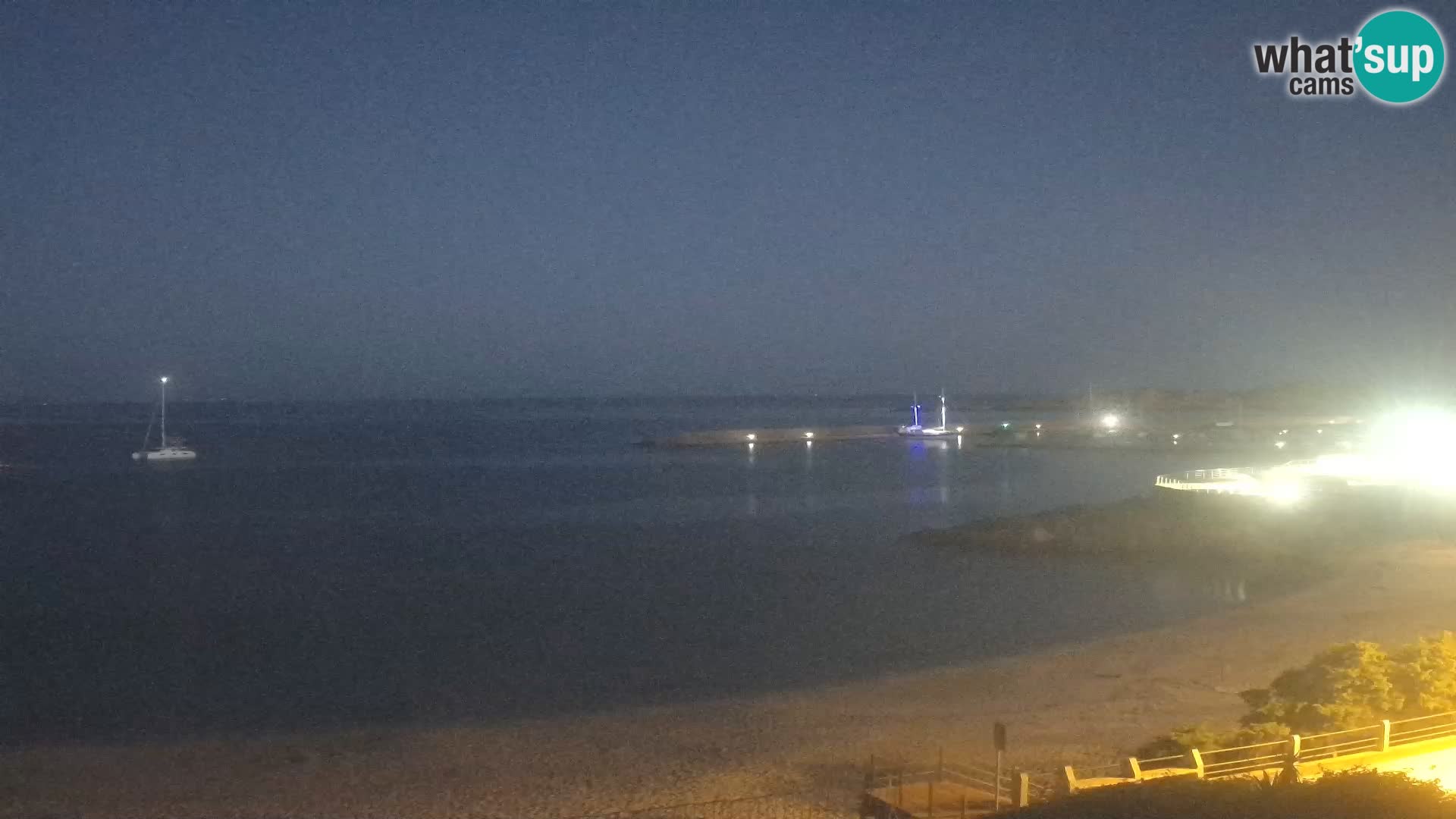 Isola Rossa Strand Webcam – Live-Ansicht der atemberaubenden Küstenlinie von Sardinien
