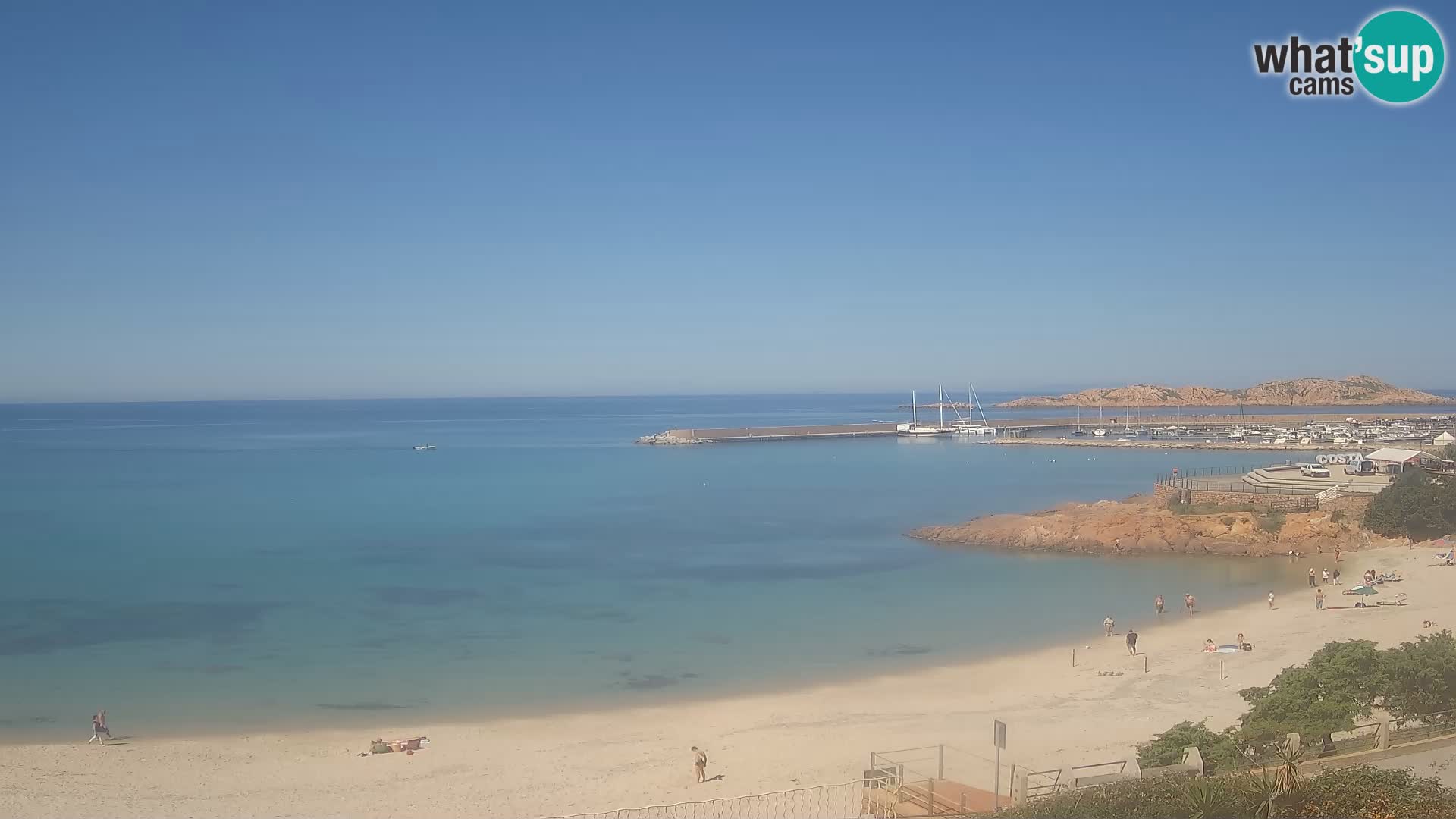 Beach Isola Rossa Webcam – Live View of Sardegna’s Stunning Shoreline