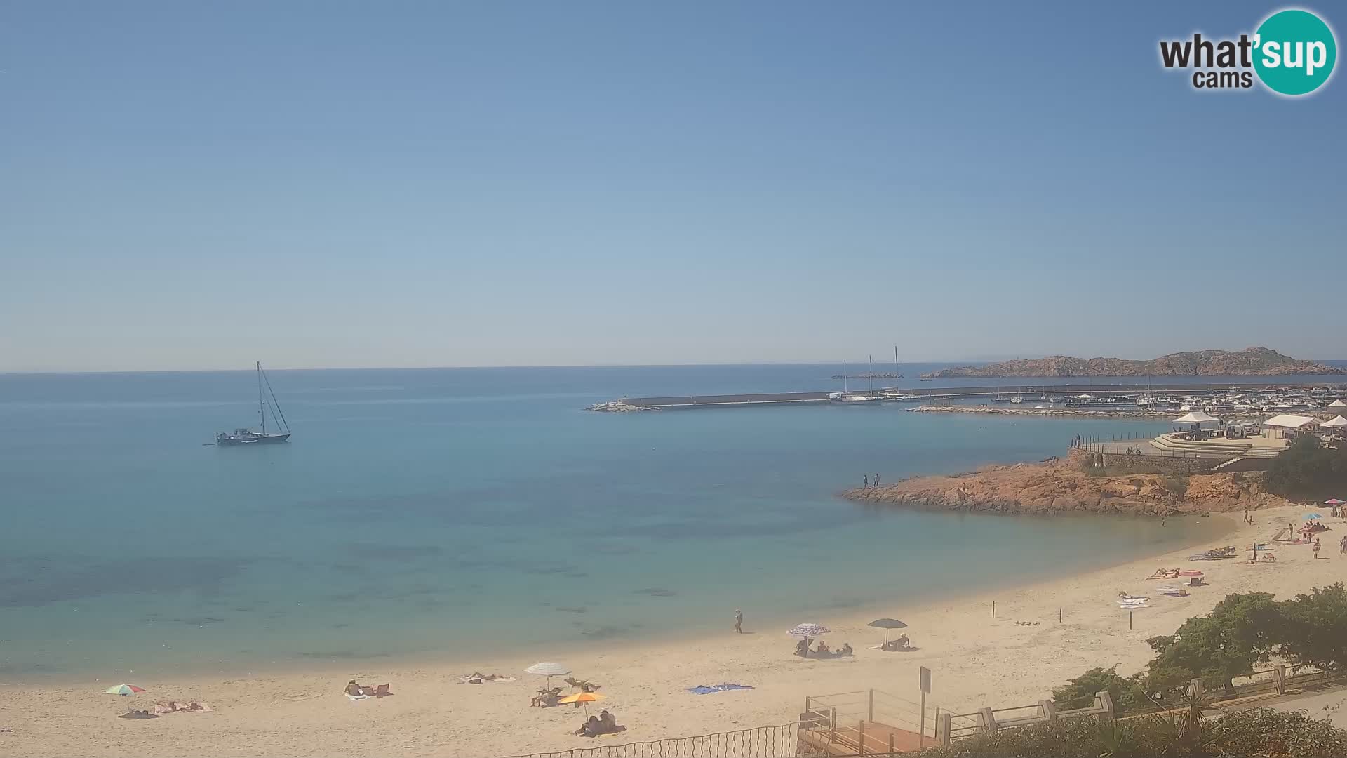 Beach Isola Rossa Webcam – Live View of Sardegna’s Stunning Shoreline