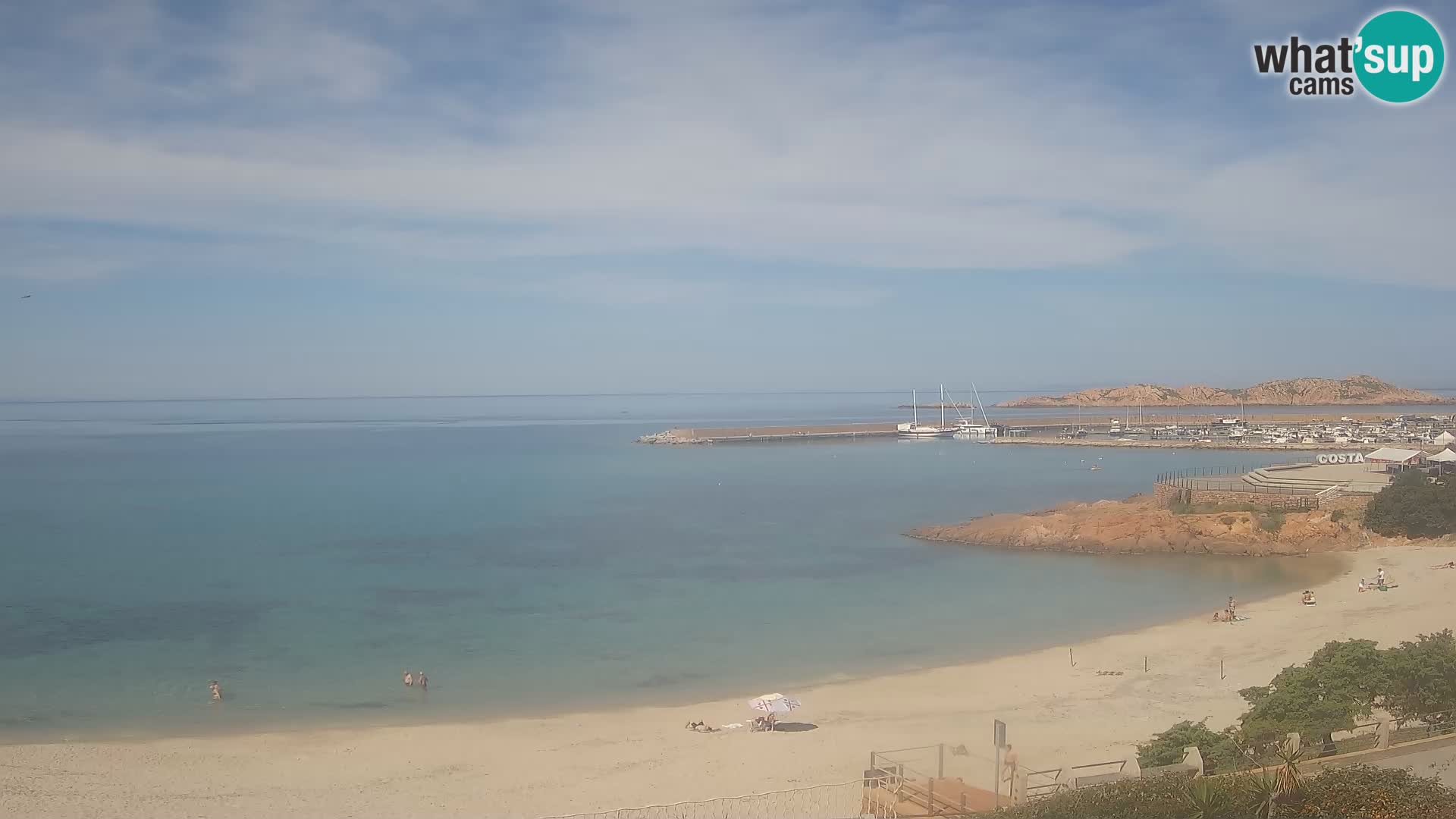 Spletna kamera plaže Isola Rossa – V živo si oglejte čudovito obalo Sardinije