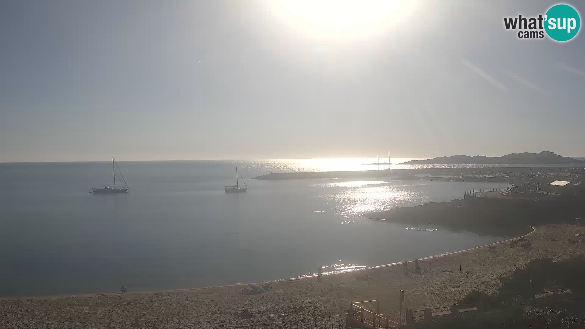 Isola Rossa Strand Webcam – Live-Ansicht der atemberaubenden Küstenlinie von Sardinien