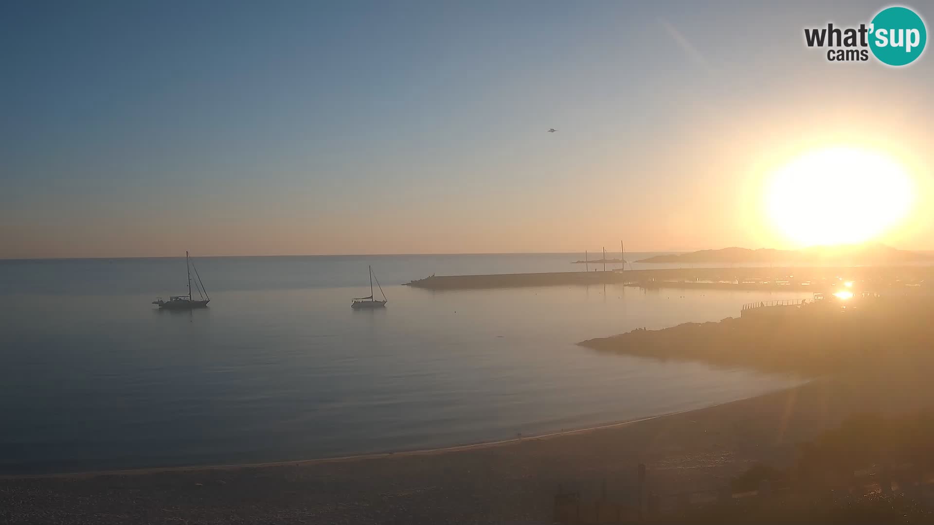 Webcam de la plage d’Isola Rossa – Vue en direct de la magnifique côte de la Sardaigne