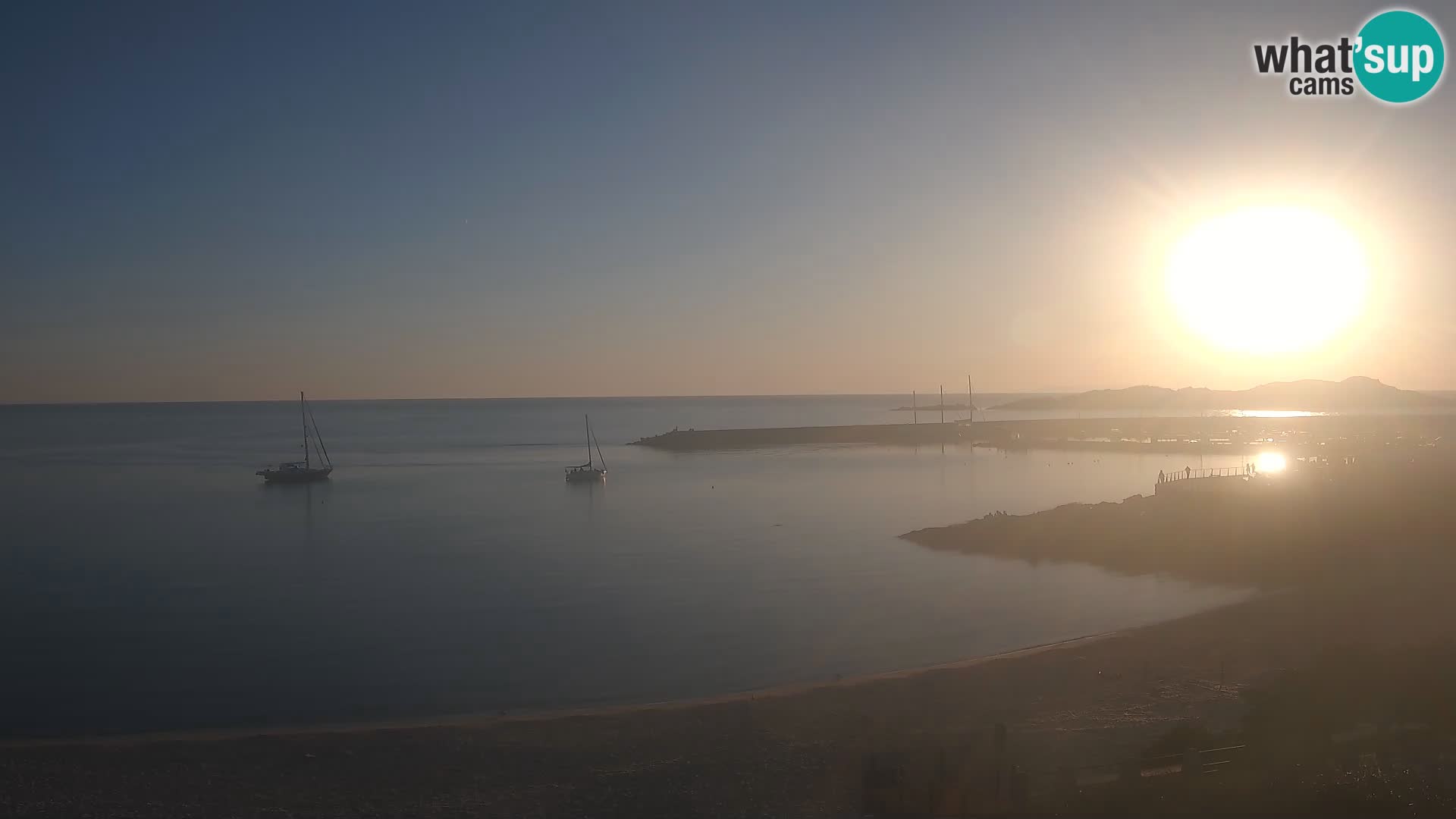 Webcam de la playa de Isola Rossa – Vista en vivo de la maravillosa costa de Cerdeña