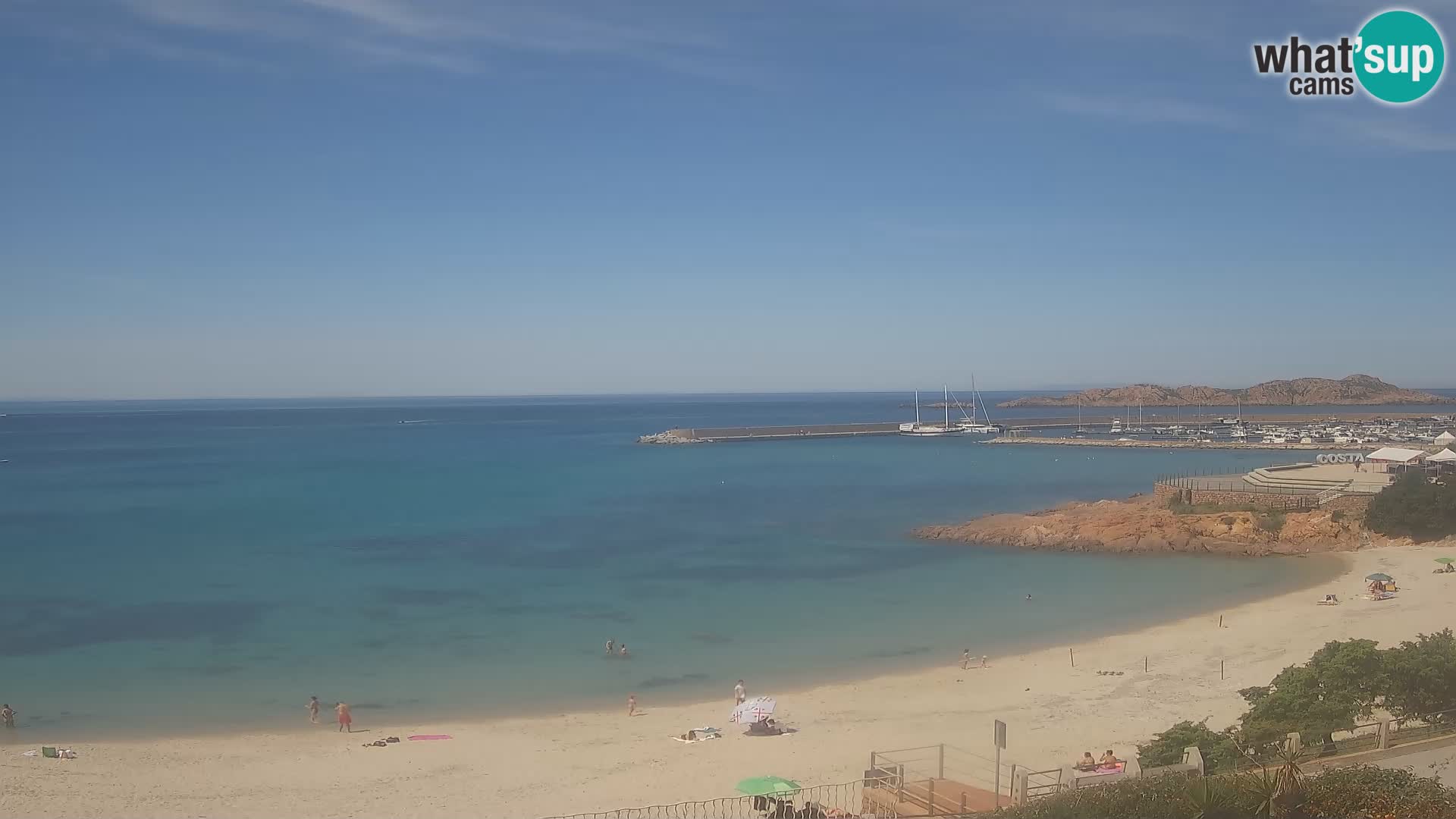 Webcam della spiaggia di Isola Rossa – Vista in diretta della meravigliosa costa della Sardegna