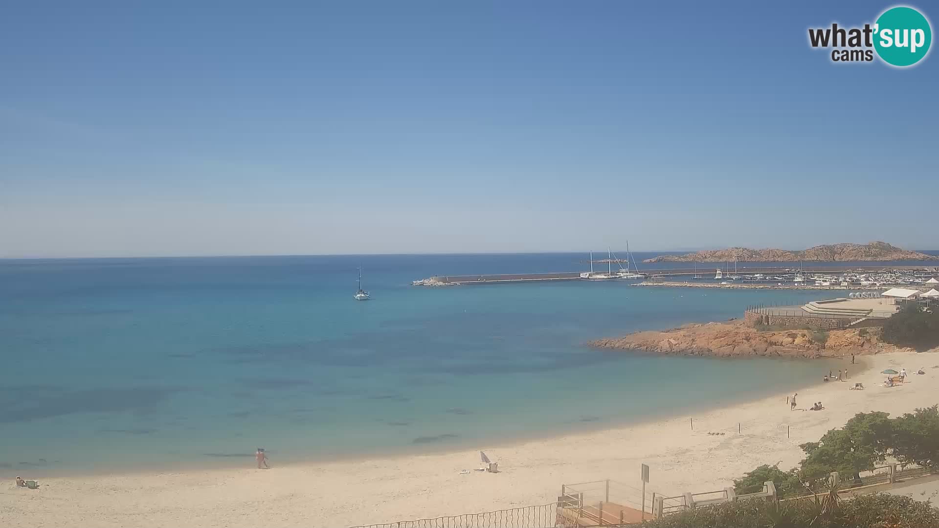 Beach Isola Rossa Webcam – Live View of Sardegna’s Stunning Shoreline