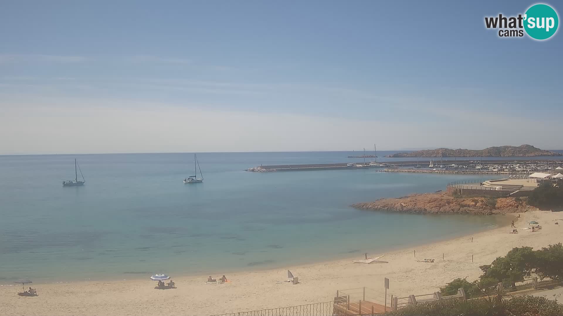 Webcam de la playa de Isola Rossa – Vista en vivo de la maravillosa costa de Cerdeña