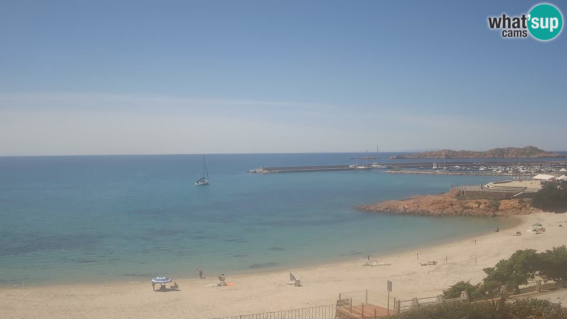 Beach Isola Rossa Webcam – Live View of Sardegna’s Stunning Shoreline