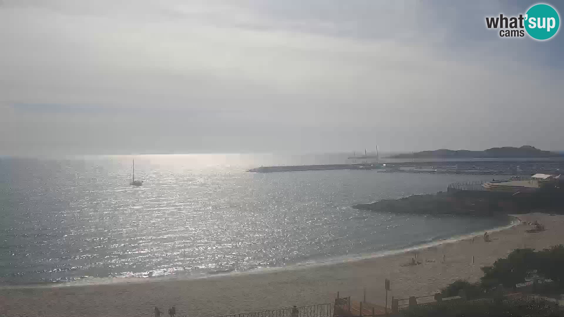 Beach Isola Rossa Webcam – Live View of Sardegna’s Stunning Shoreline