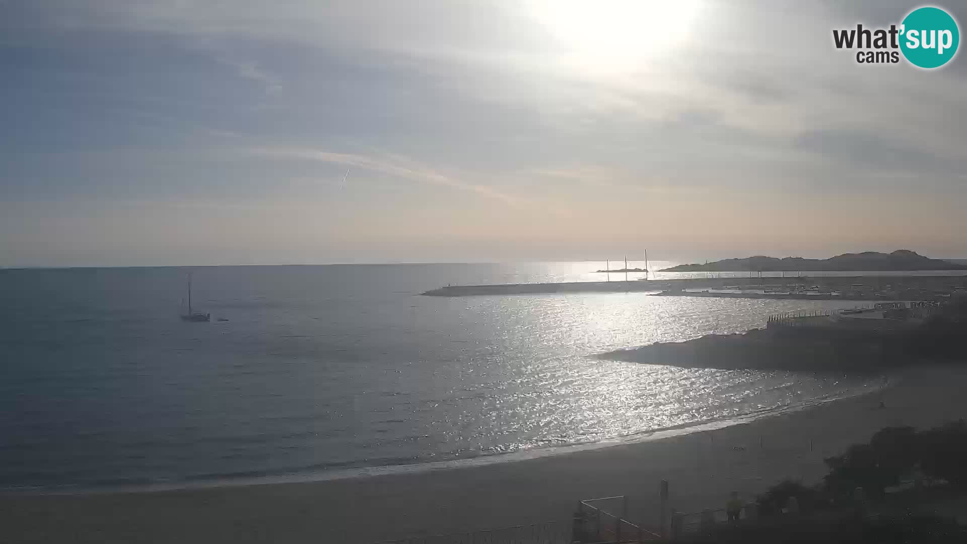 Webcam de la plage d’Isola Rossa – Vue en direct de la magnifique côte de la Sardaigne