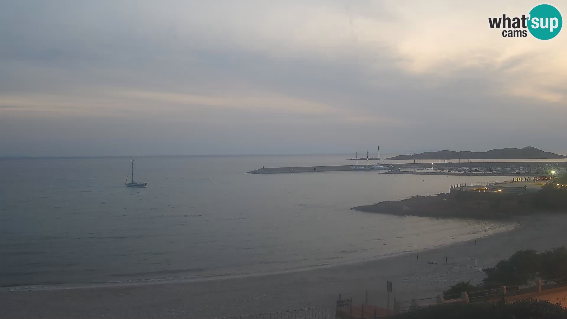 Webcam de la plage d’Isola Rossa – Vue en direct de la magnifique côte de la Sardaigne