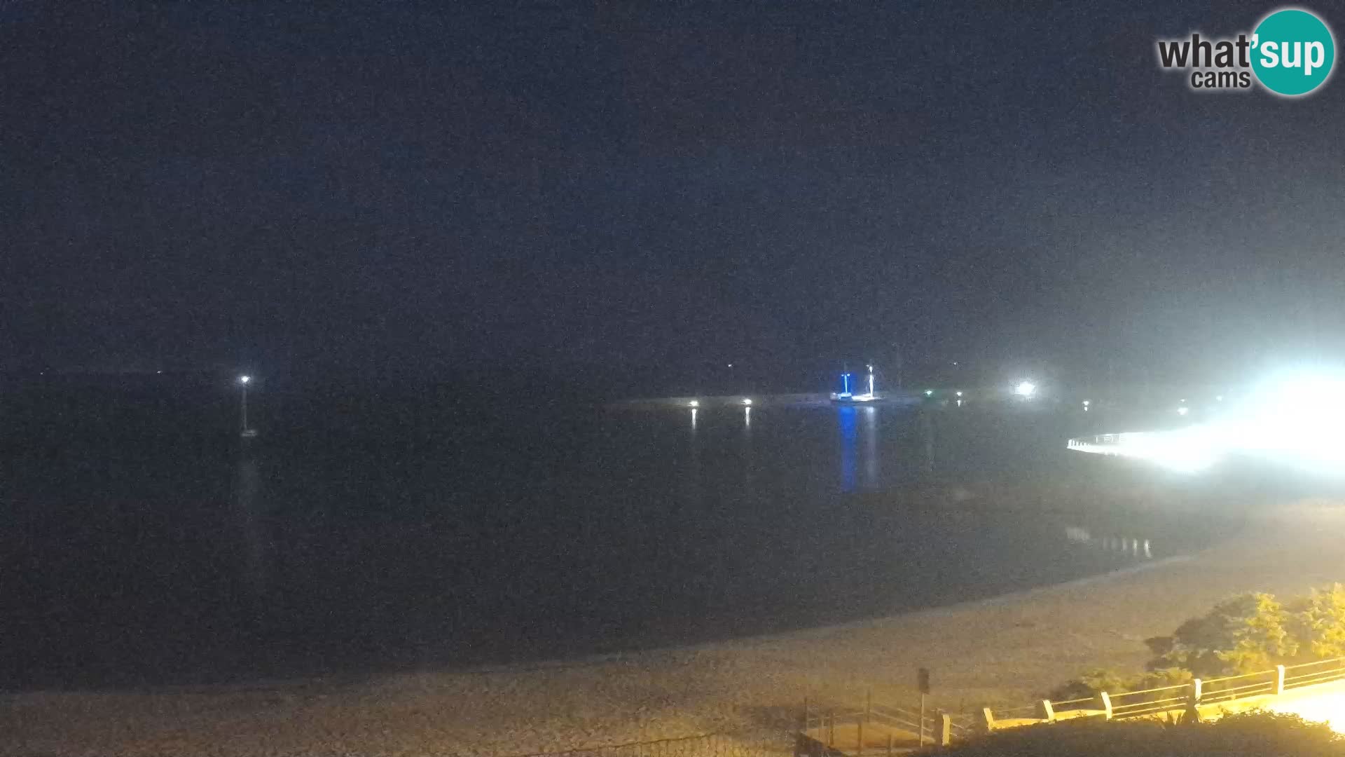 Web kamera plaže Isola Rossa – Uživo pogled na predivnu obalu Sardinije