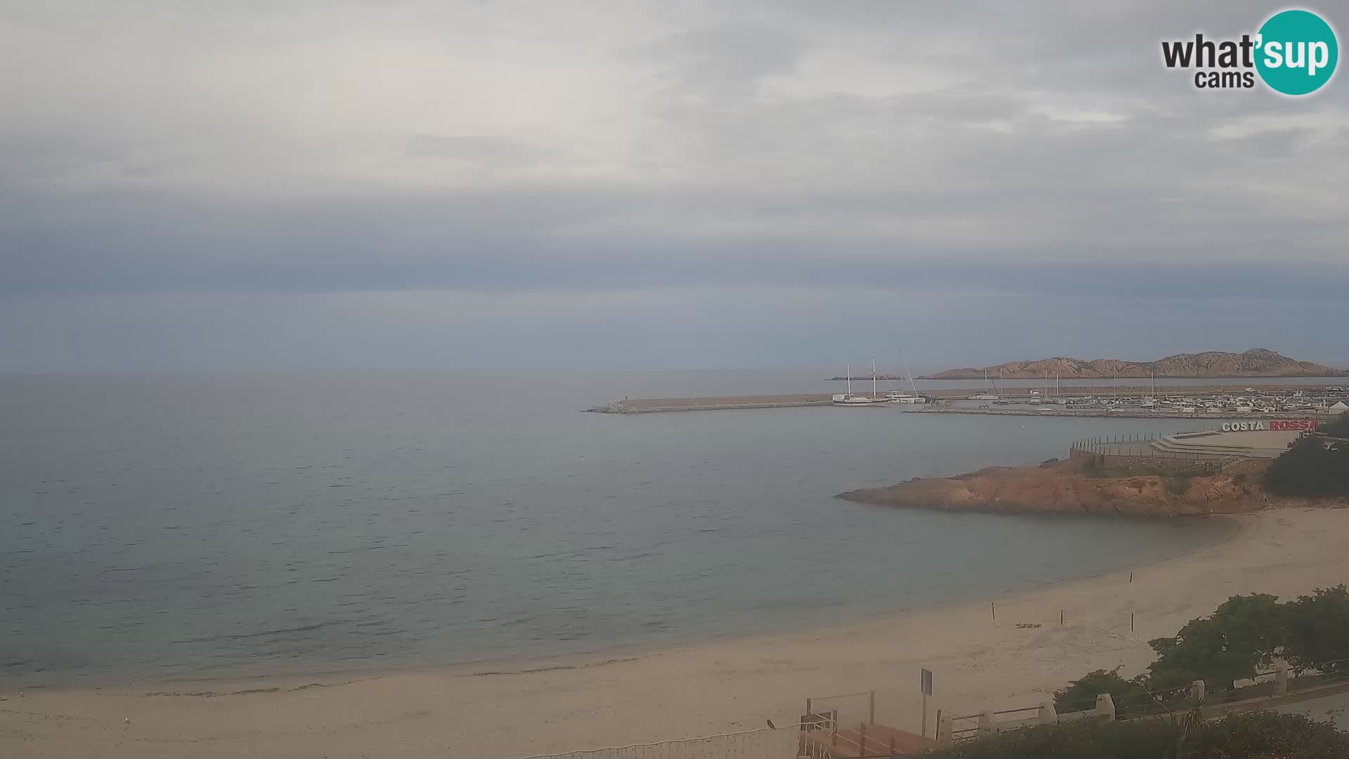 Beach Isola Rossa Webcam – Live View of Sardegna’s Stunning Shoreline