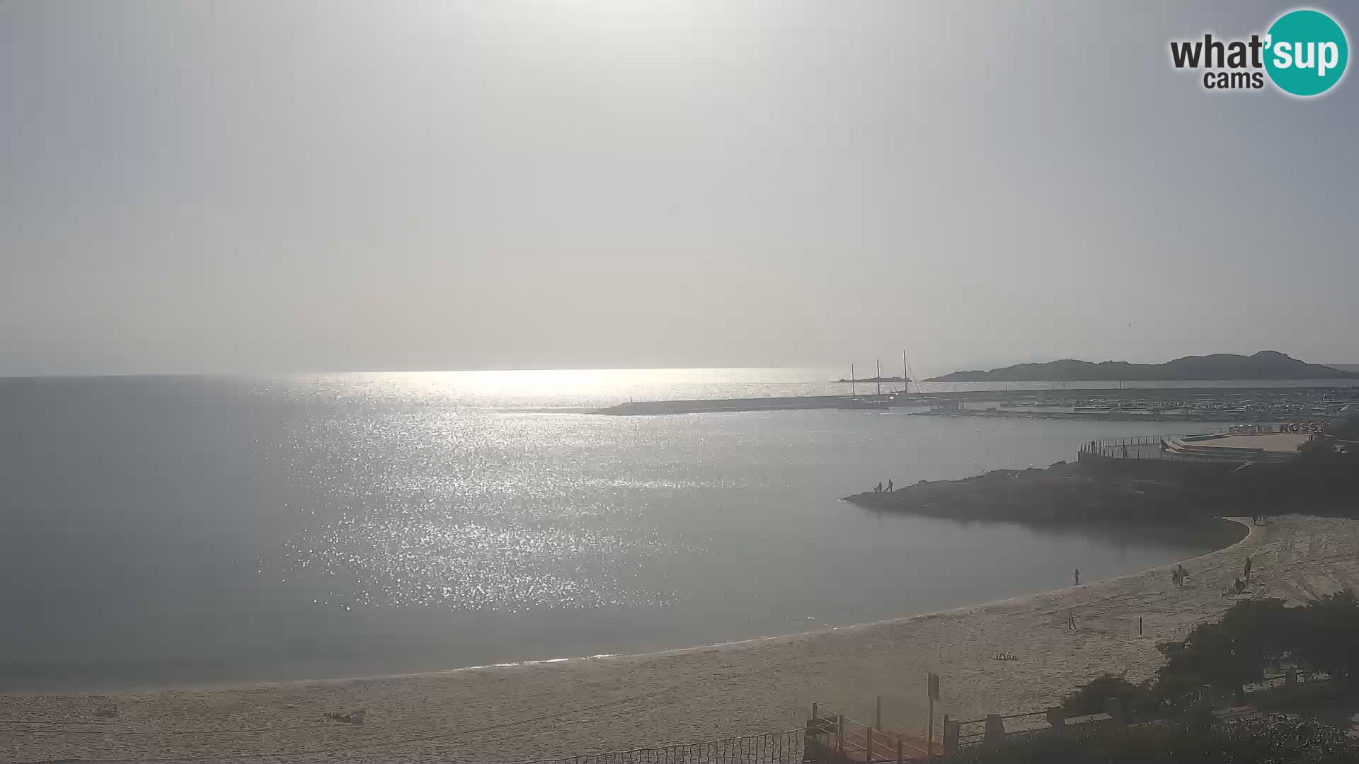 Webcam de la plage d’Isola Rossa – Vue en direct de la magnifique côte de la Sardaigne