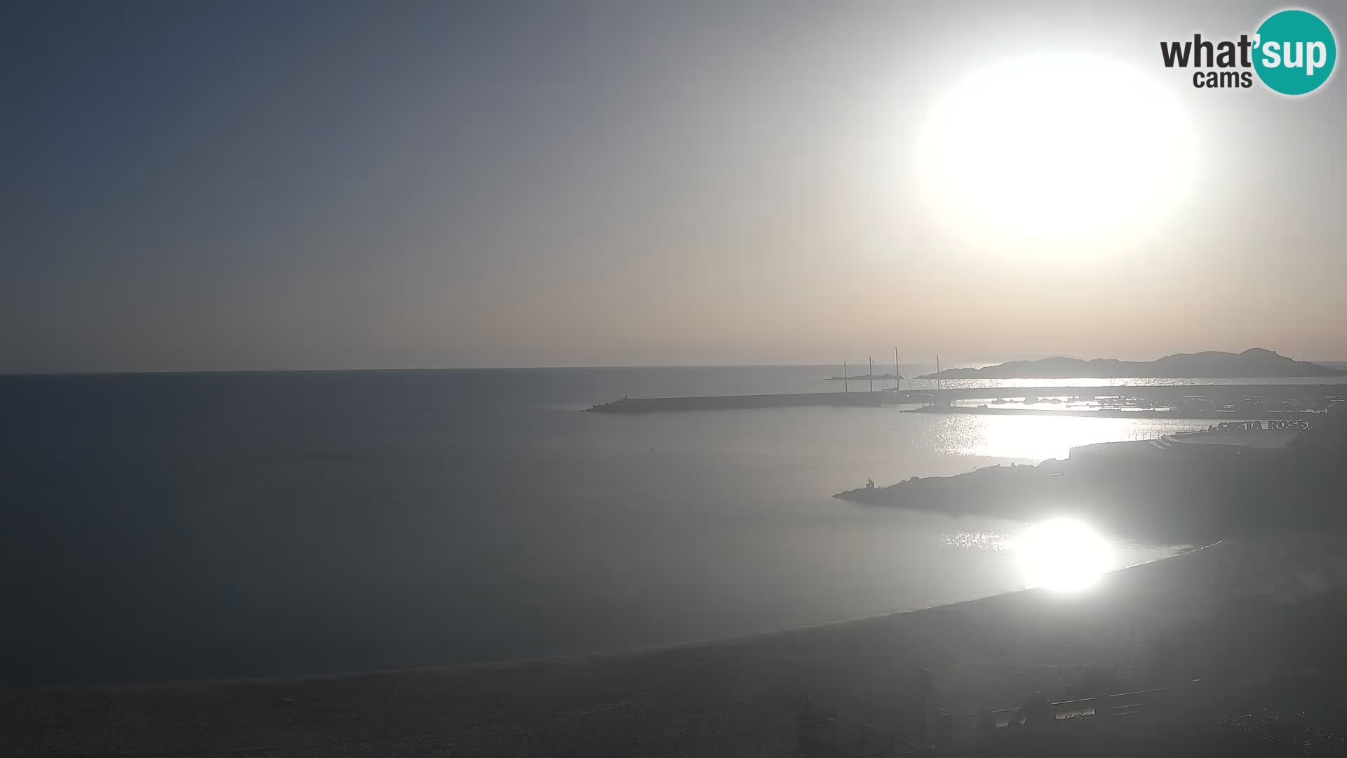 Beach Isola Rossa Webcam – Live View of Sardegna’s Stunning Shoreline