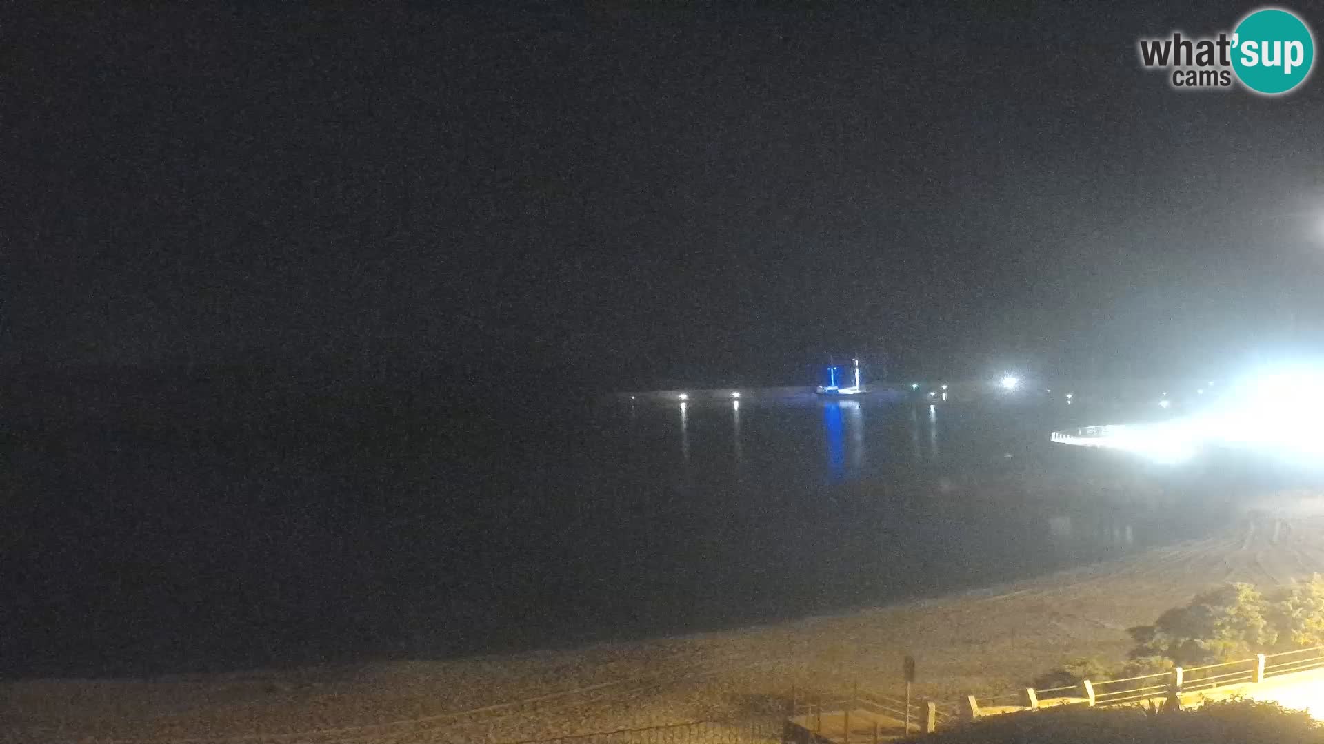 Web kamera plaže Isola Rossa – Uživo pogled na predivnu obalu Sardinije