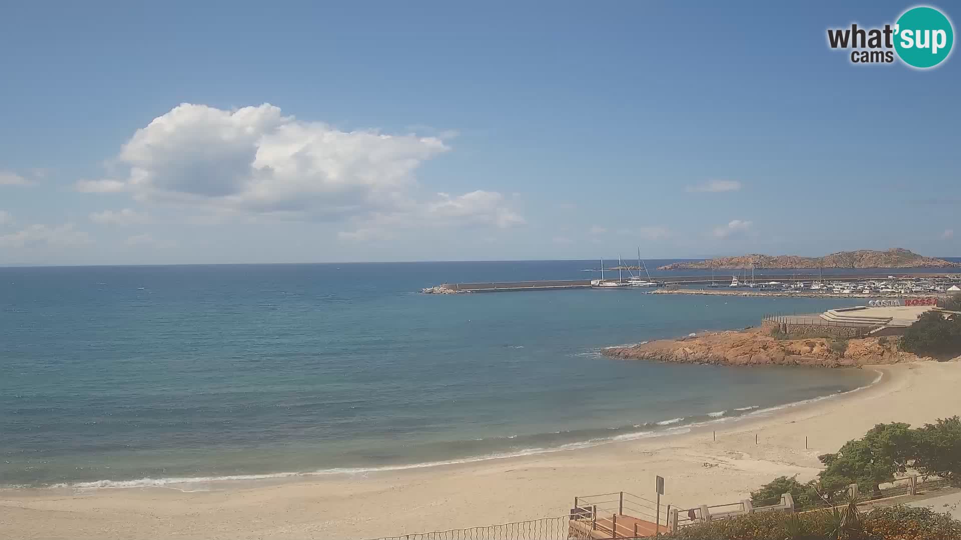 Webcam de la plage d’Isola Rossa – Vue en direct de la magnifique côte de la Sardaigne