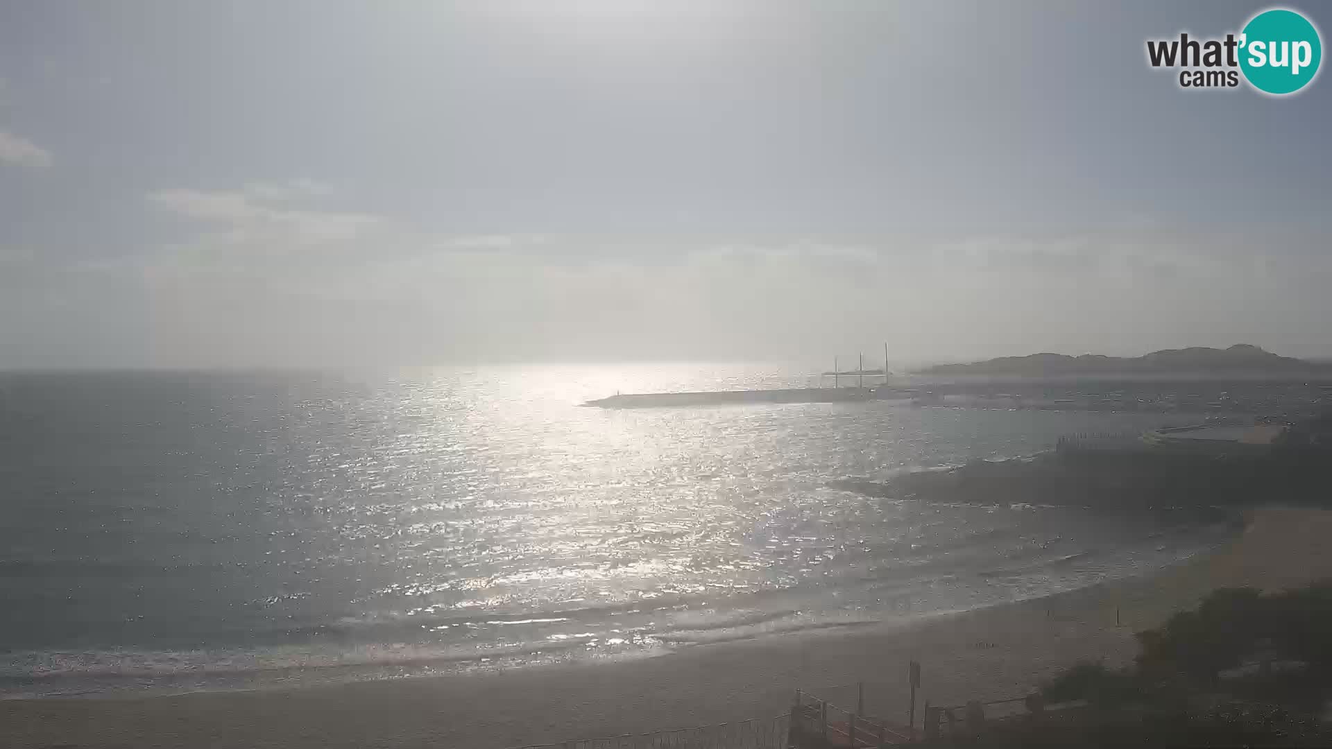 Webcam de la plage d’Isola Rossa – Vue en direct de la magnifique côte de la Sardaigne