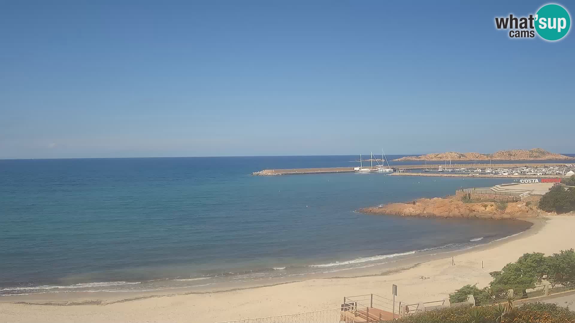 Beach Isola Rossa Webcam – Live View of Sardegna’s Stunning Shoreline
